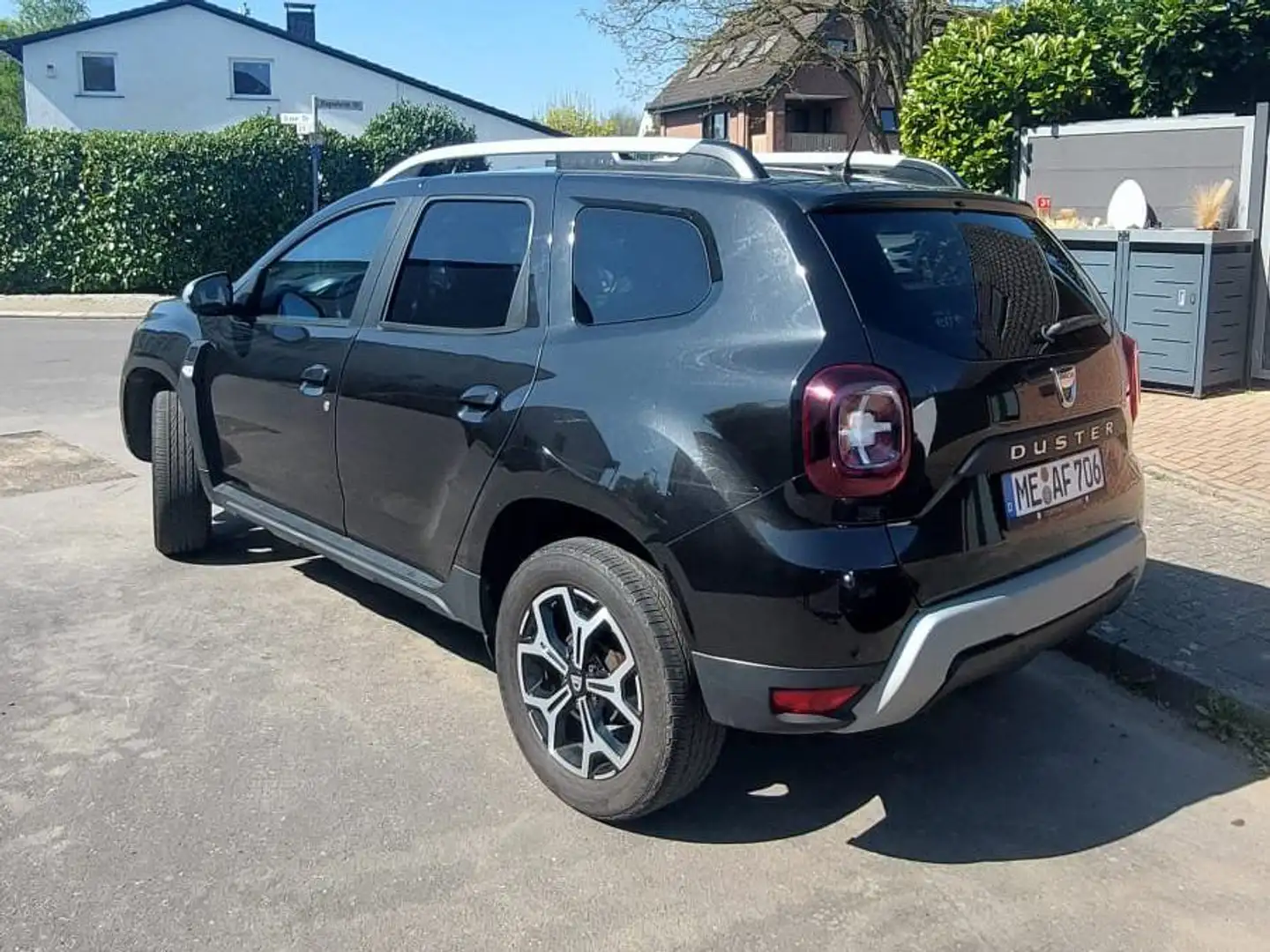 Dacia Duster Duster TCe 125 4WD Prestige Schwarz - 2