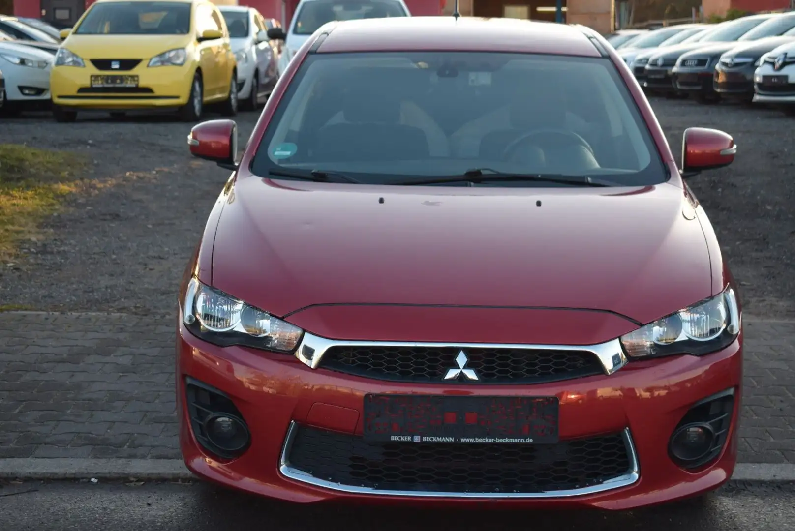 Mitsubishi Lancer Sportback Plus Rojo - 1