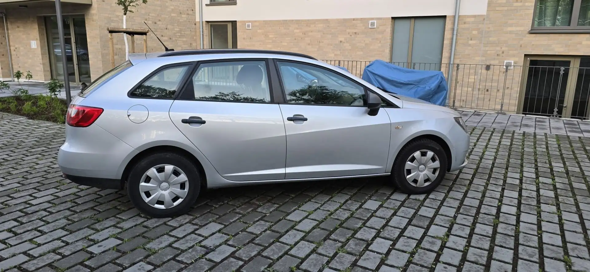 SEAT Ibiza Reference, 50000Km Grau - 2