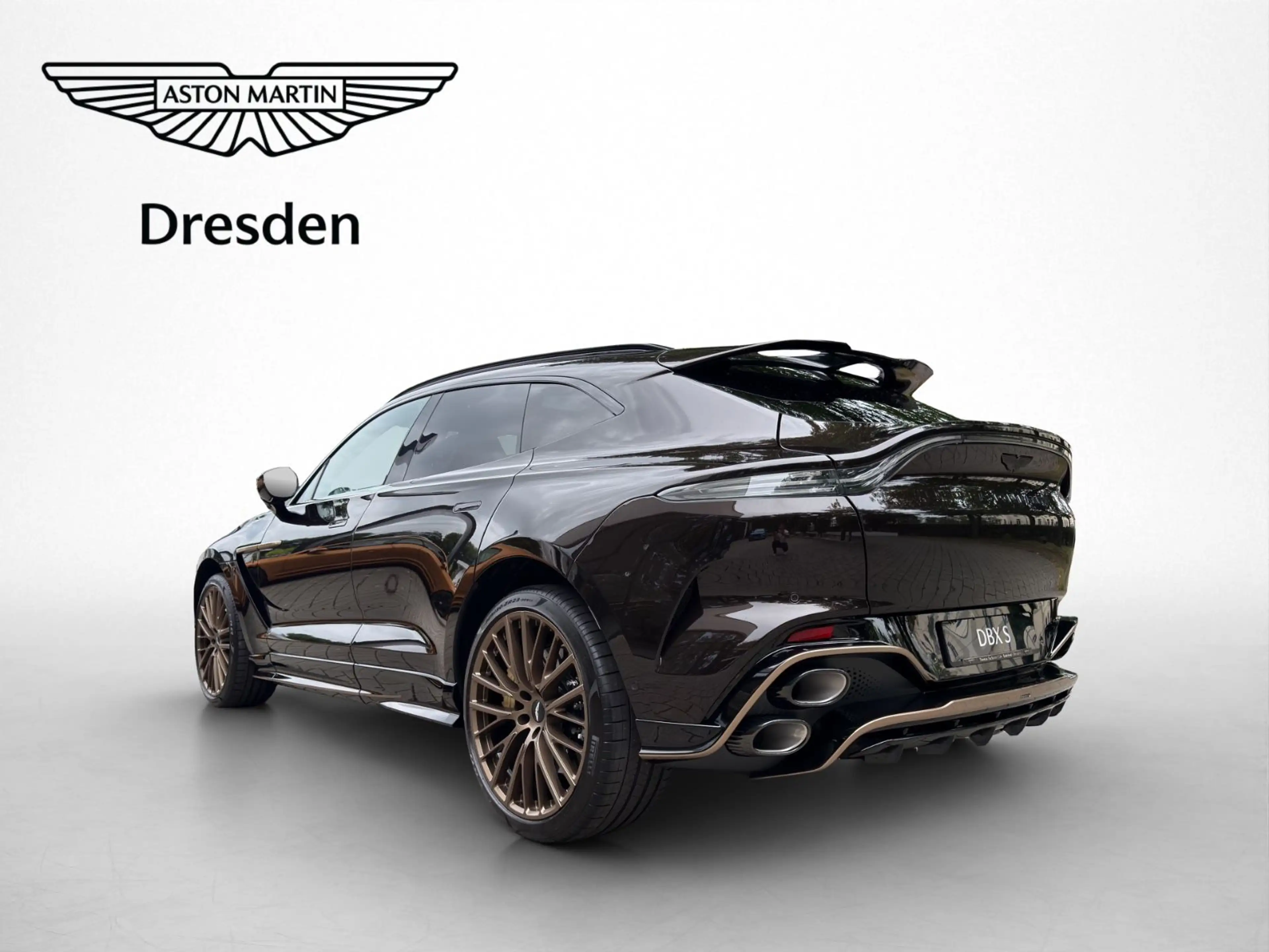 Aston Martin DBX 4.0 V8 S — photo 4