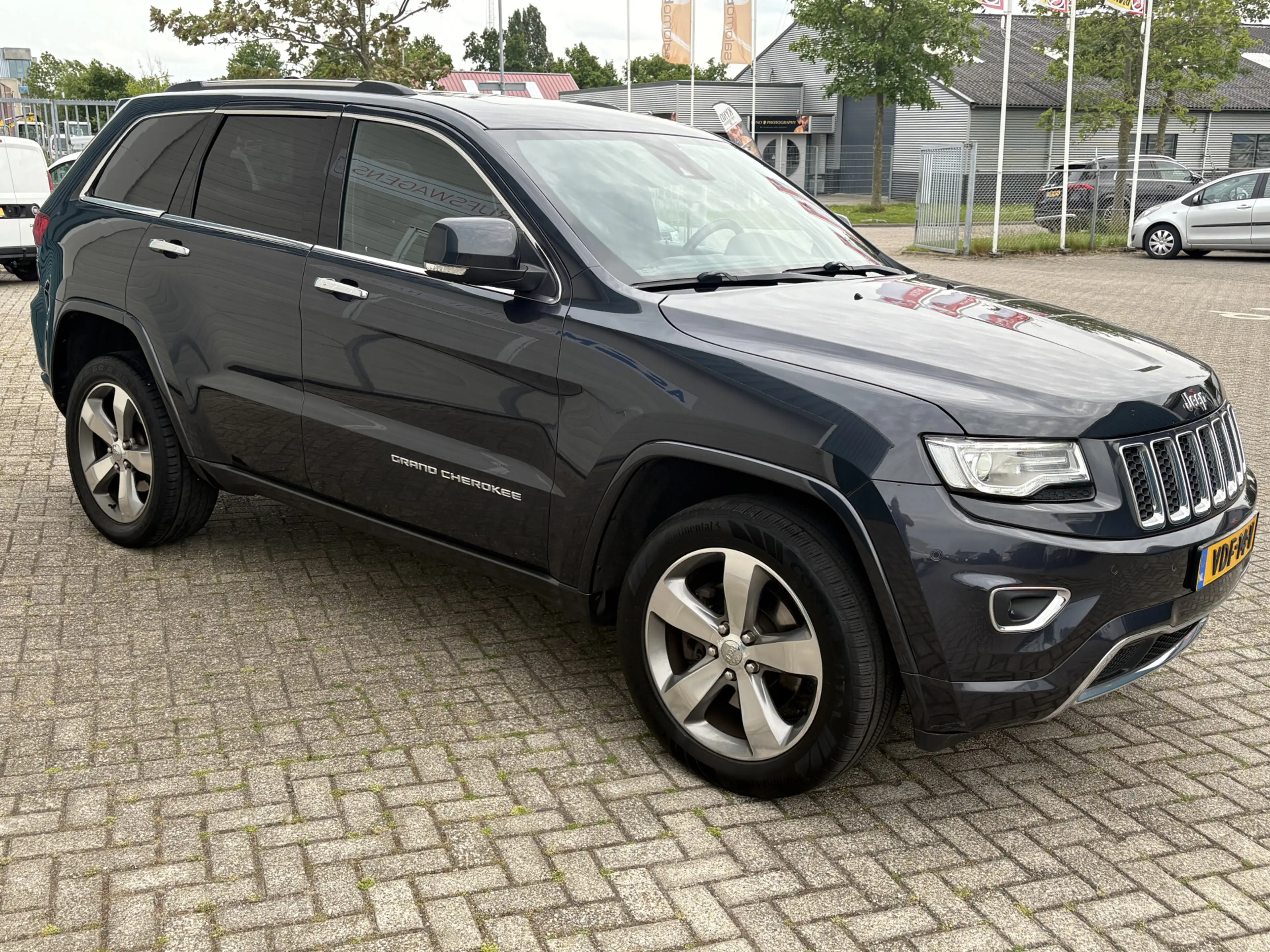Jeep Grand Cherokee 3.0 251Pk CRD Overland / Cruise / Airco / Navi / T — photo 4