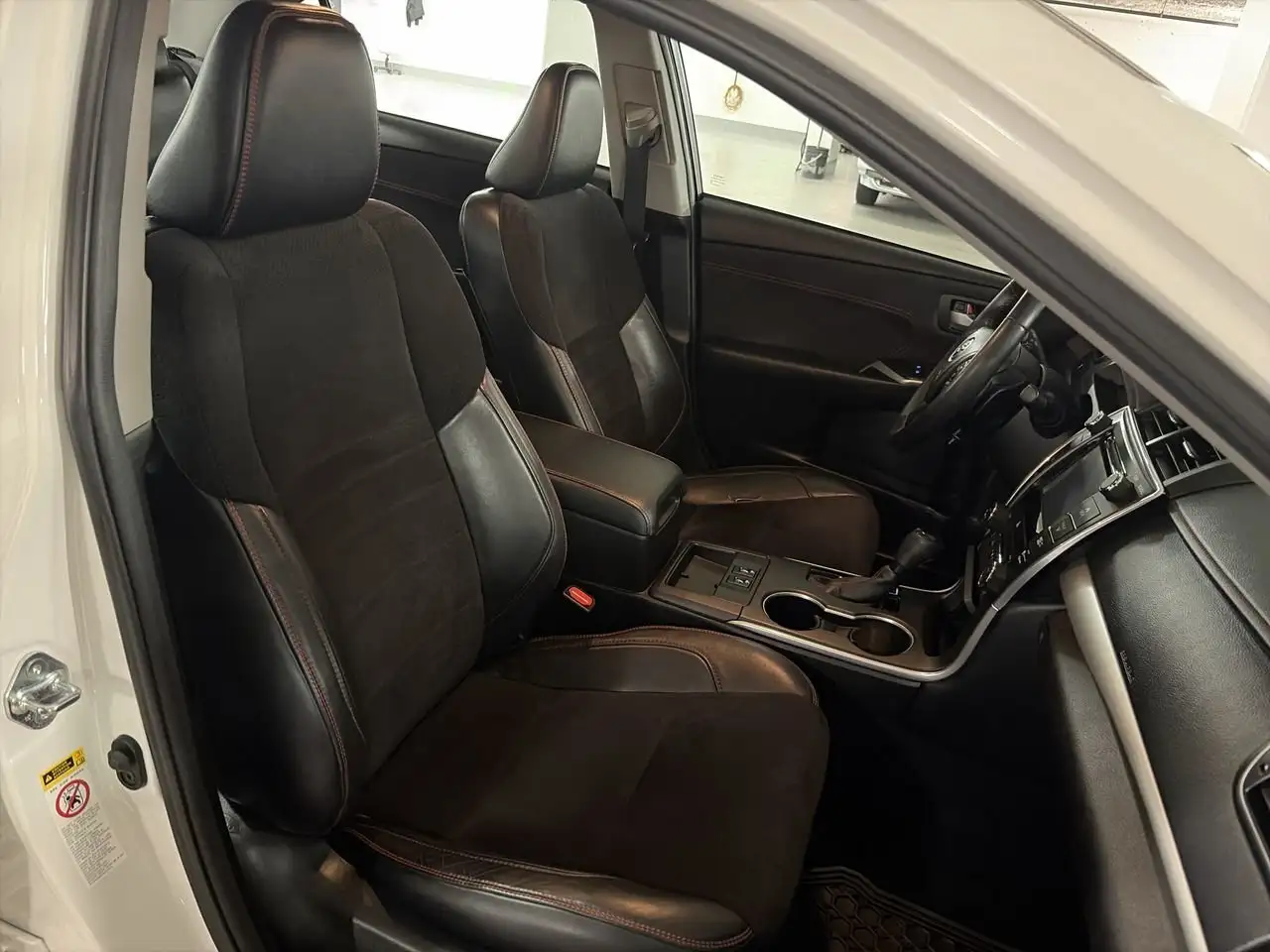 Toyota Camry снимка Toyota Camry
