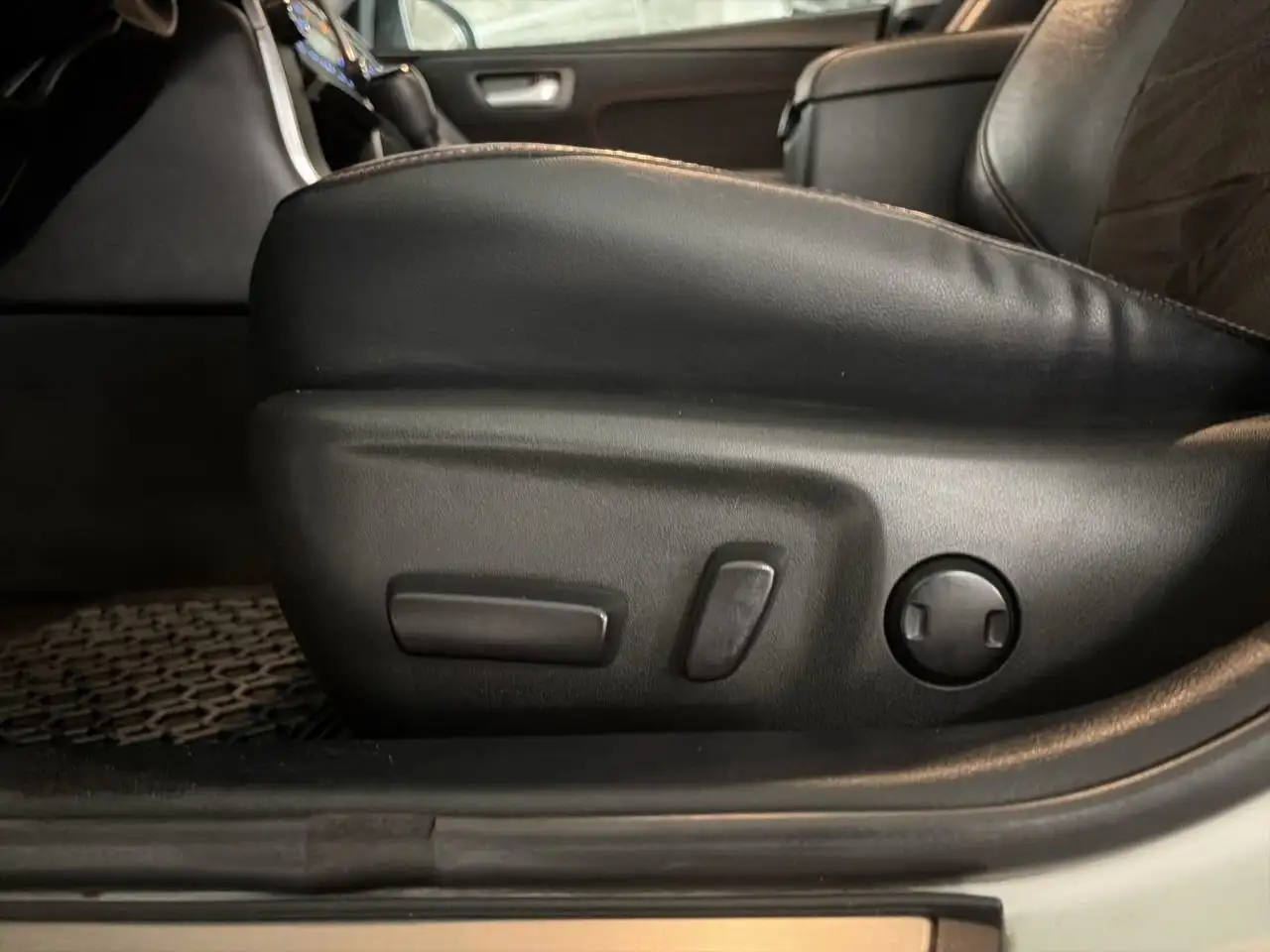 Toyota Camry снимка Toyota Camry