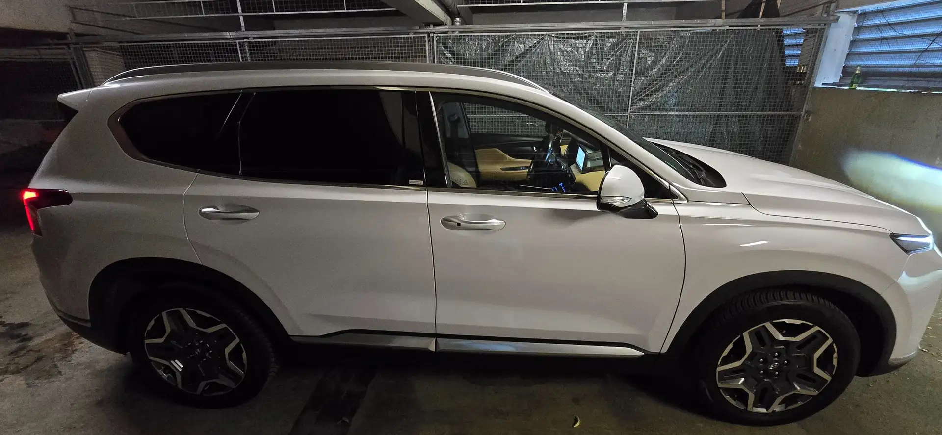 Hyundai SANTA FE Hyundai Santa Fe 1,6 T-GDI Hybrid HTRAC Weiß - 2