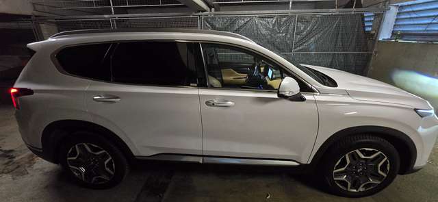 Hyundai SANTA FE Hyundai Santa Fe 1,6 T-GDI Hybrid HTRAC