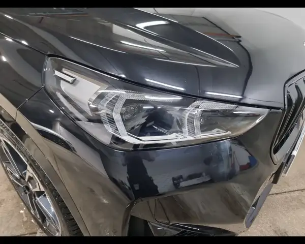 BMW X1 view 11
