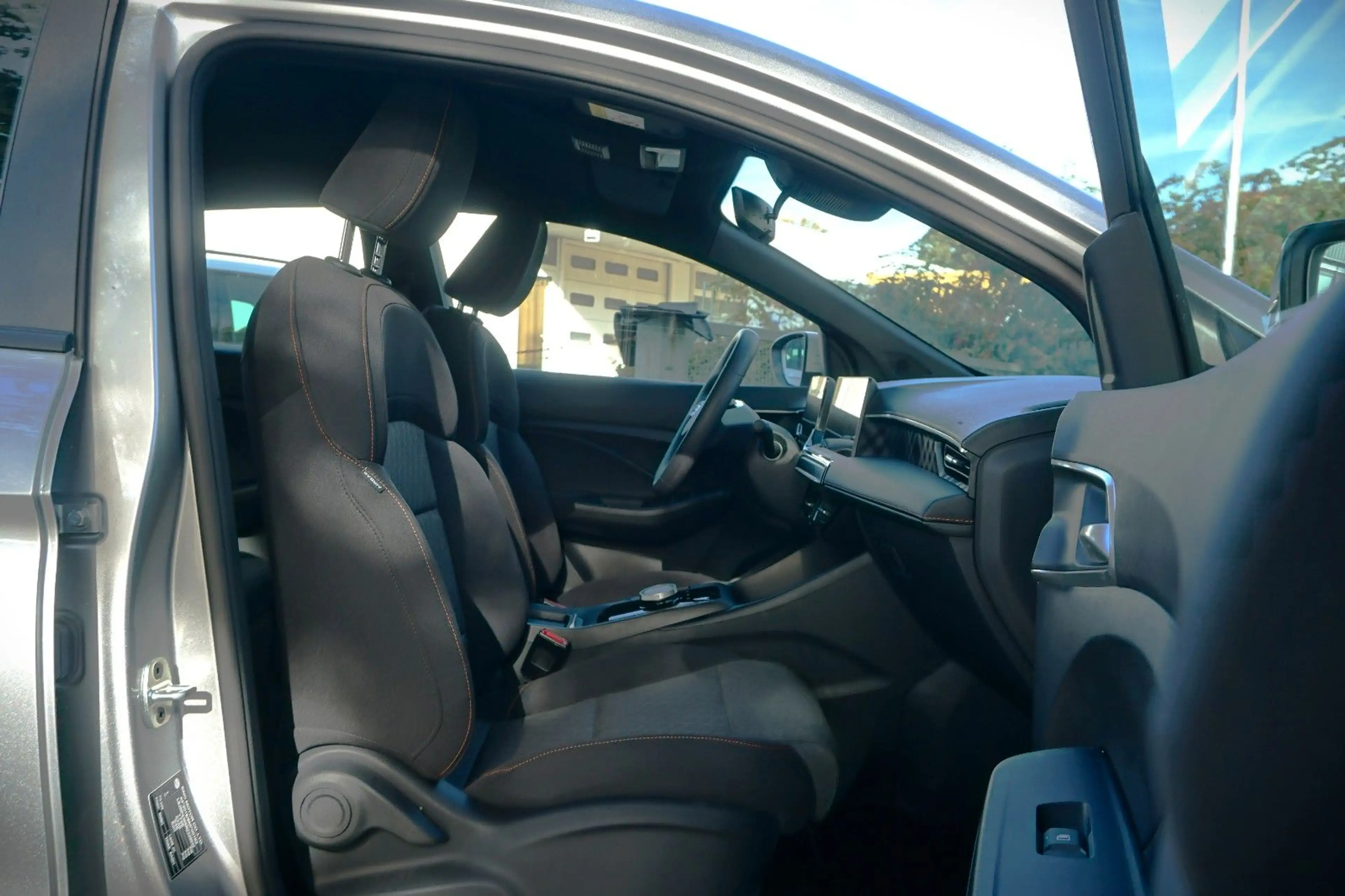 MG MG3 1.5 Hybrid+ 143 kW Comfort / 1.HD / Kam. / — photo 12