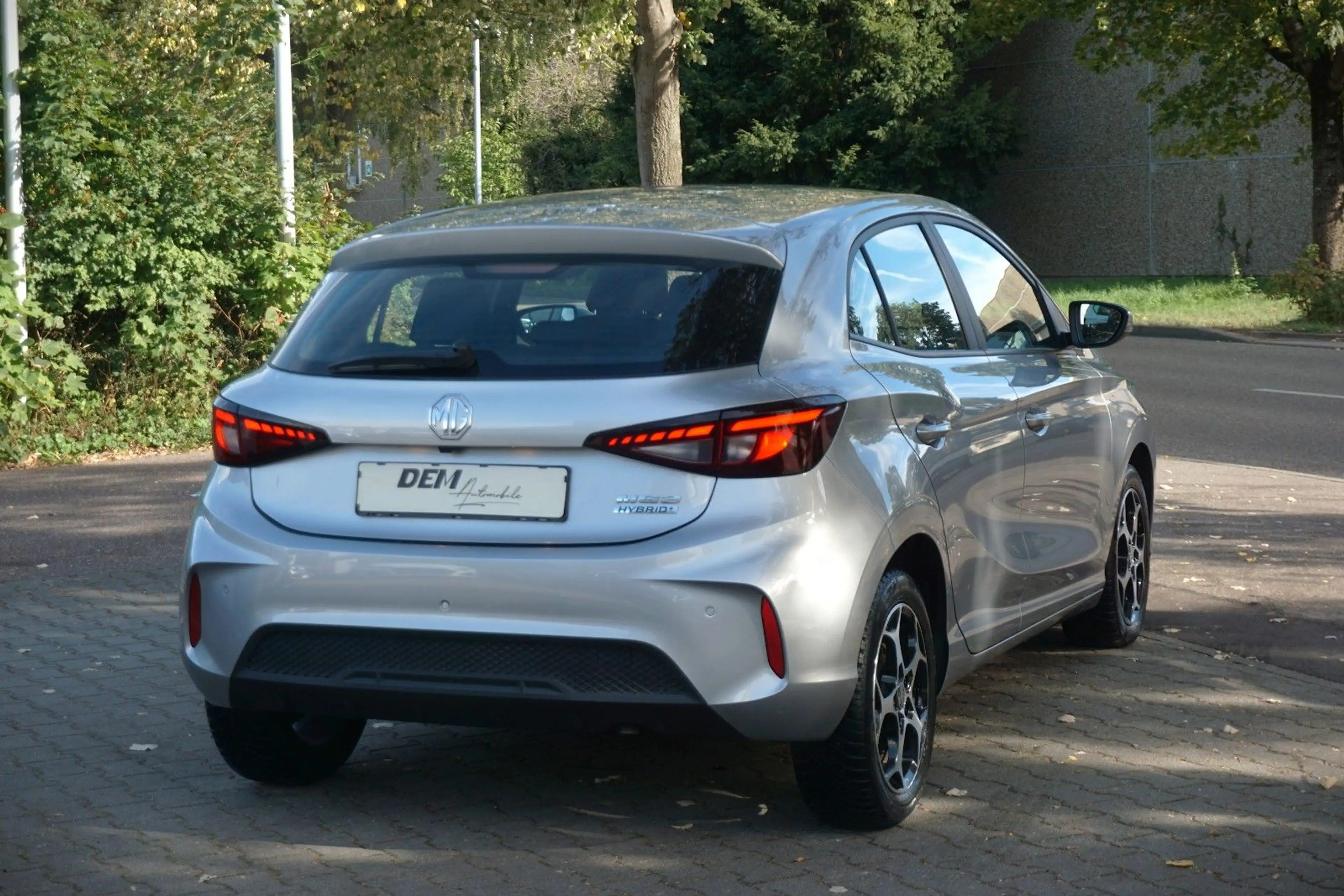 MG MG3 1.5 Hybrid+ 143 kW Comfort / 1.HD / Kam. / — photo 4