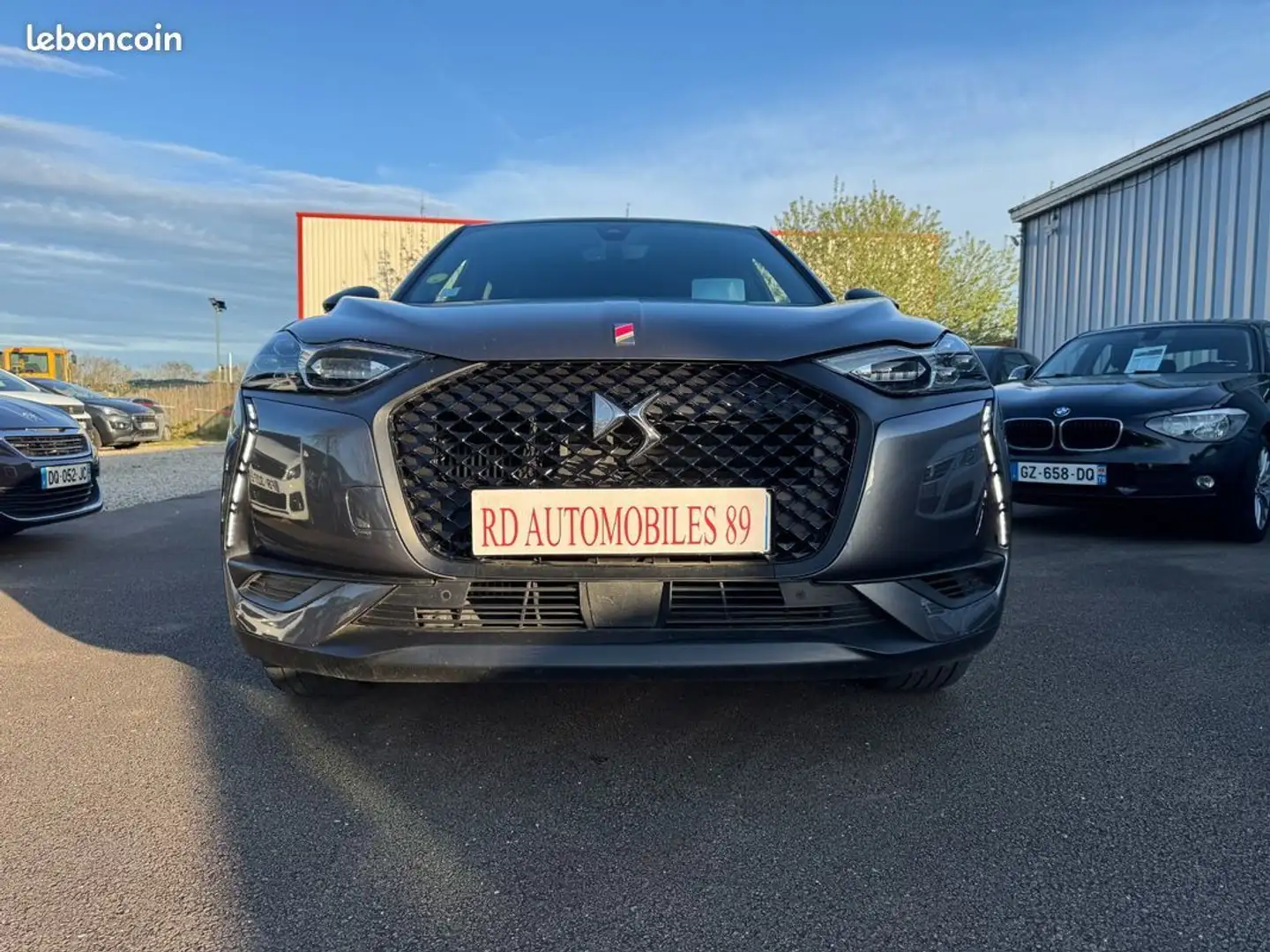 DS Automobiles DS 3 Crossback 1.5 HDI 130 CH EAT8 Performance Line + Gris - 2