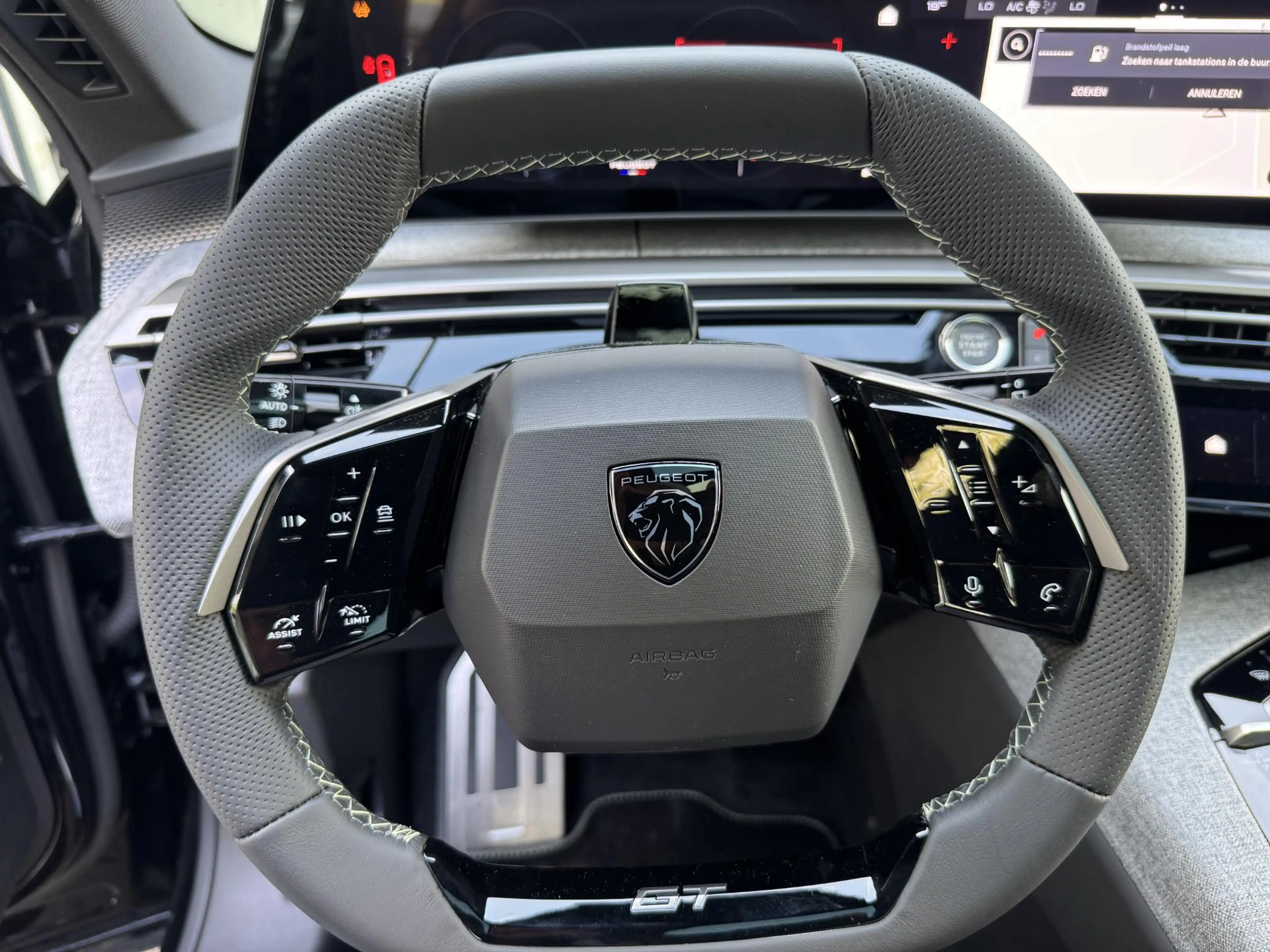 Peugeot 5008 1.6 Plug-in Hybrid 225 PK GT Exclusive 7 Persoons — photo 15