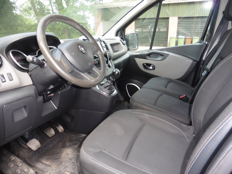 Renault Trafic 1.6 dCi T27 L1H1 Comfort Energy — photo 7