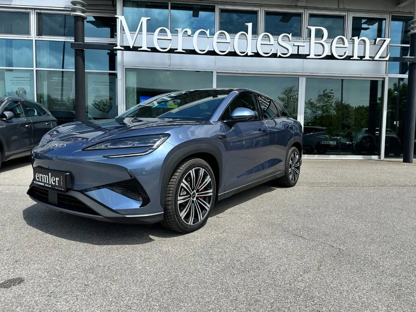 BYD Sealion 7 Excellence AWD lagernd sofort verfügbar Grijs - 2