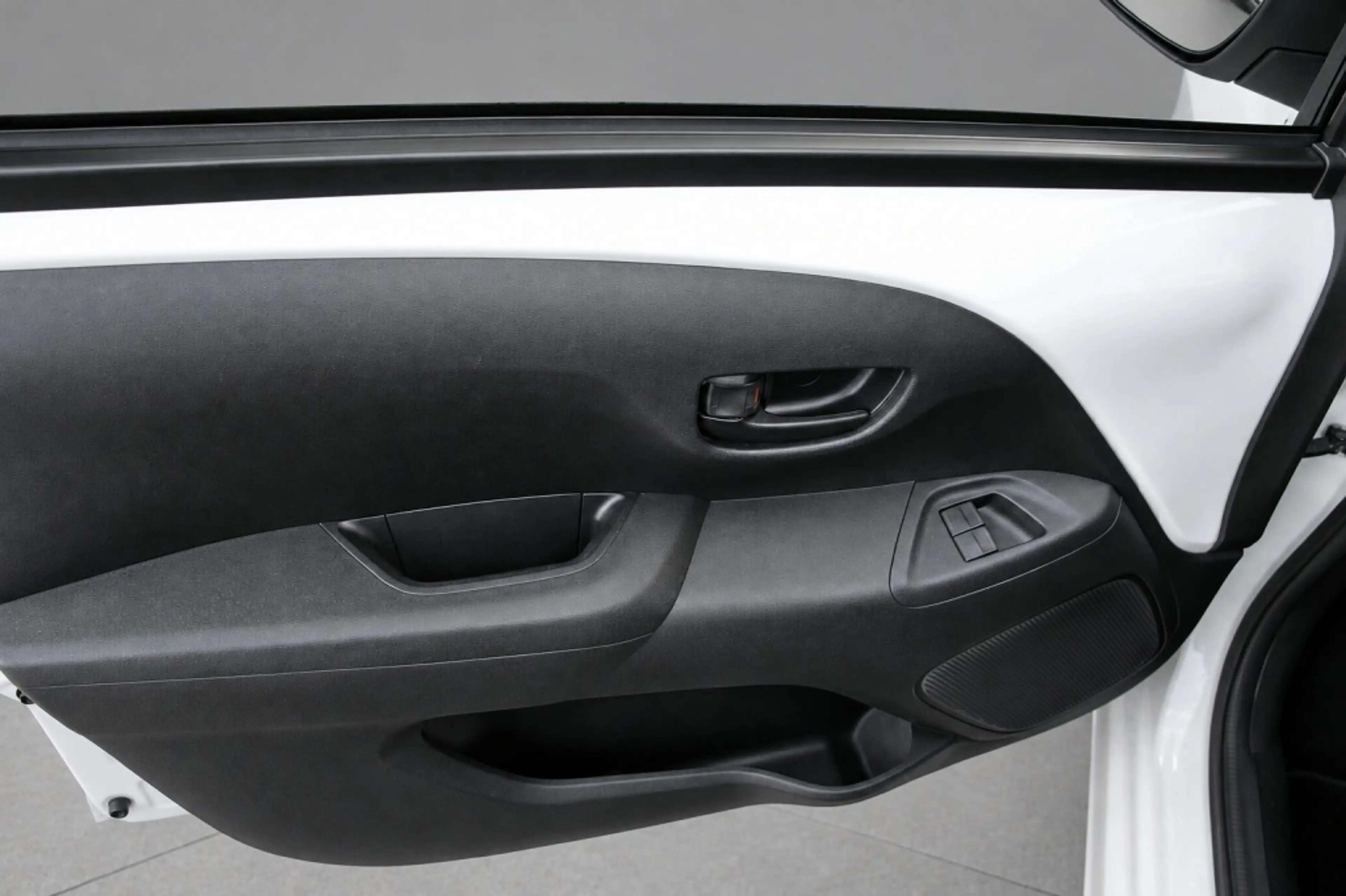 Citroen C1 1.0 e-VTi Feel — photo 11