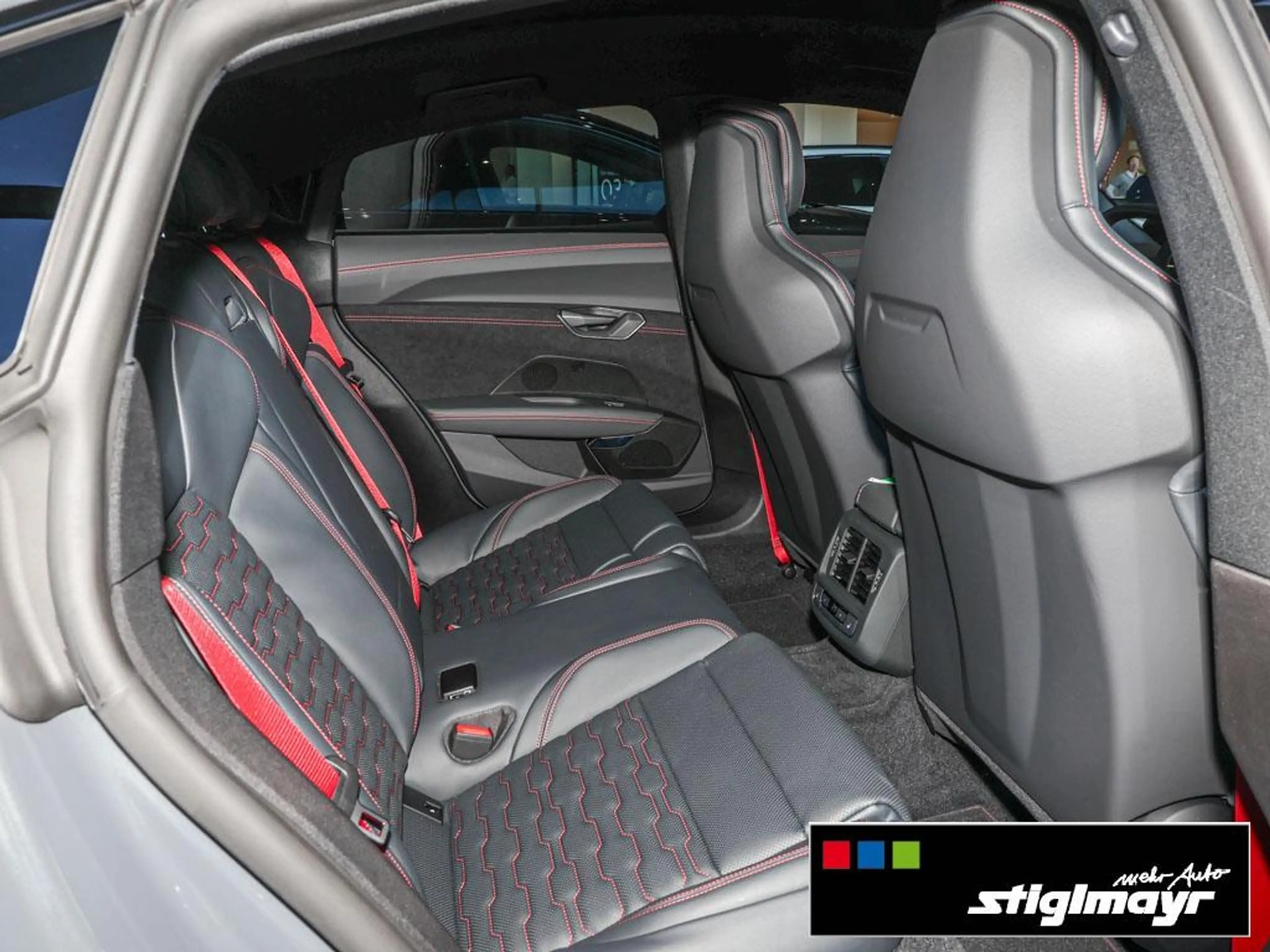 Audi RS e-tron GT PANORAMA+SITZHG+KAMERA+MATRIX-21´ — photo 5