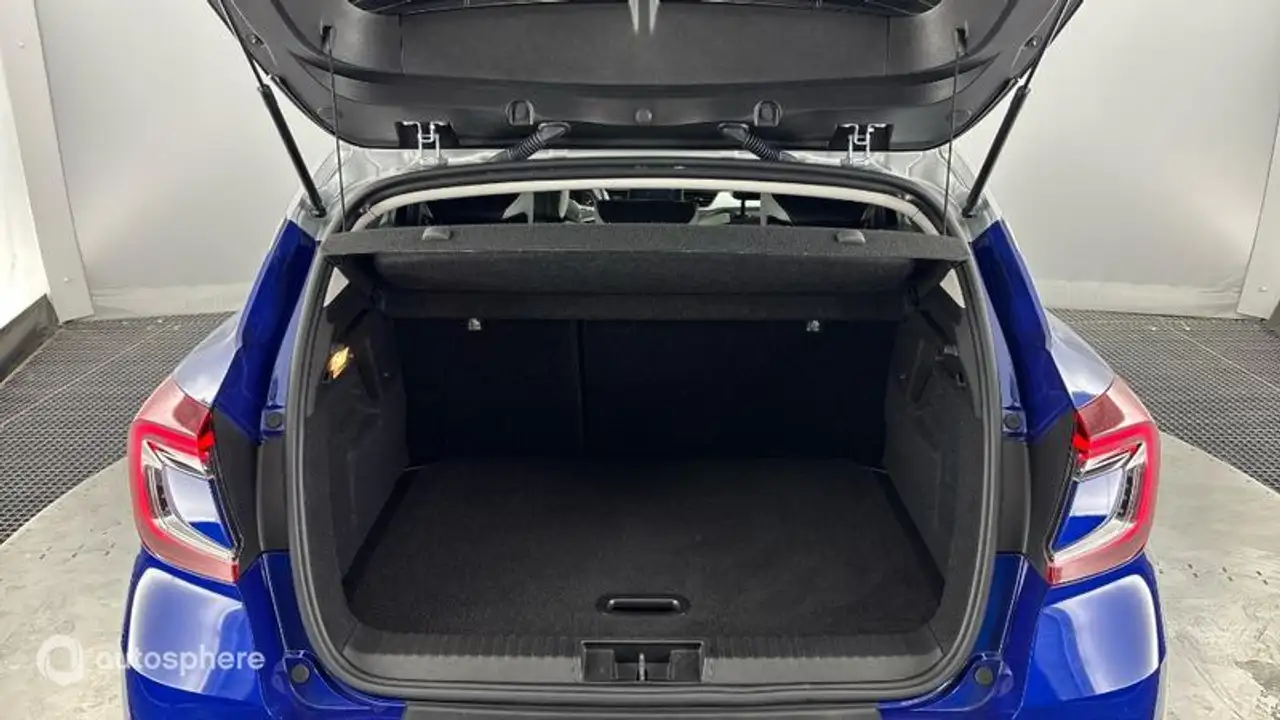 Renault Captur — photo 14