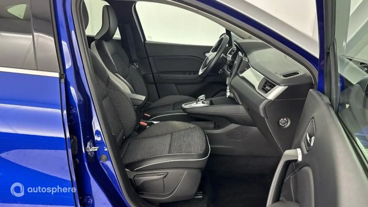 Renault Captur — photo 15
