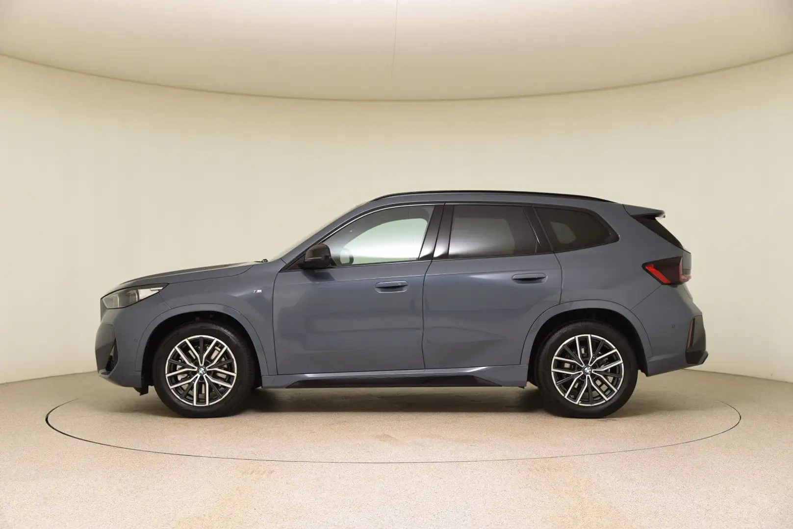 BMW X1 xDrive23d M Sportpaket AHK DriveAss+ ACC Navi Grigio - 2