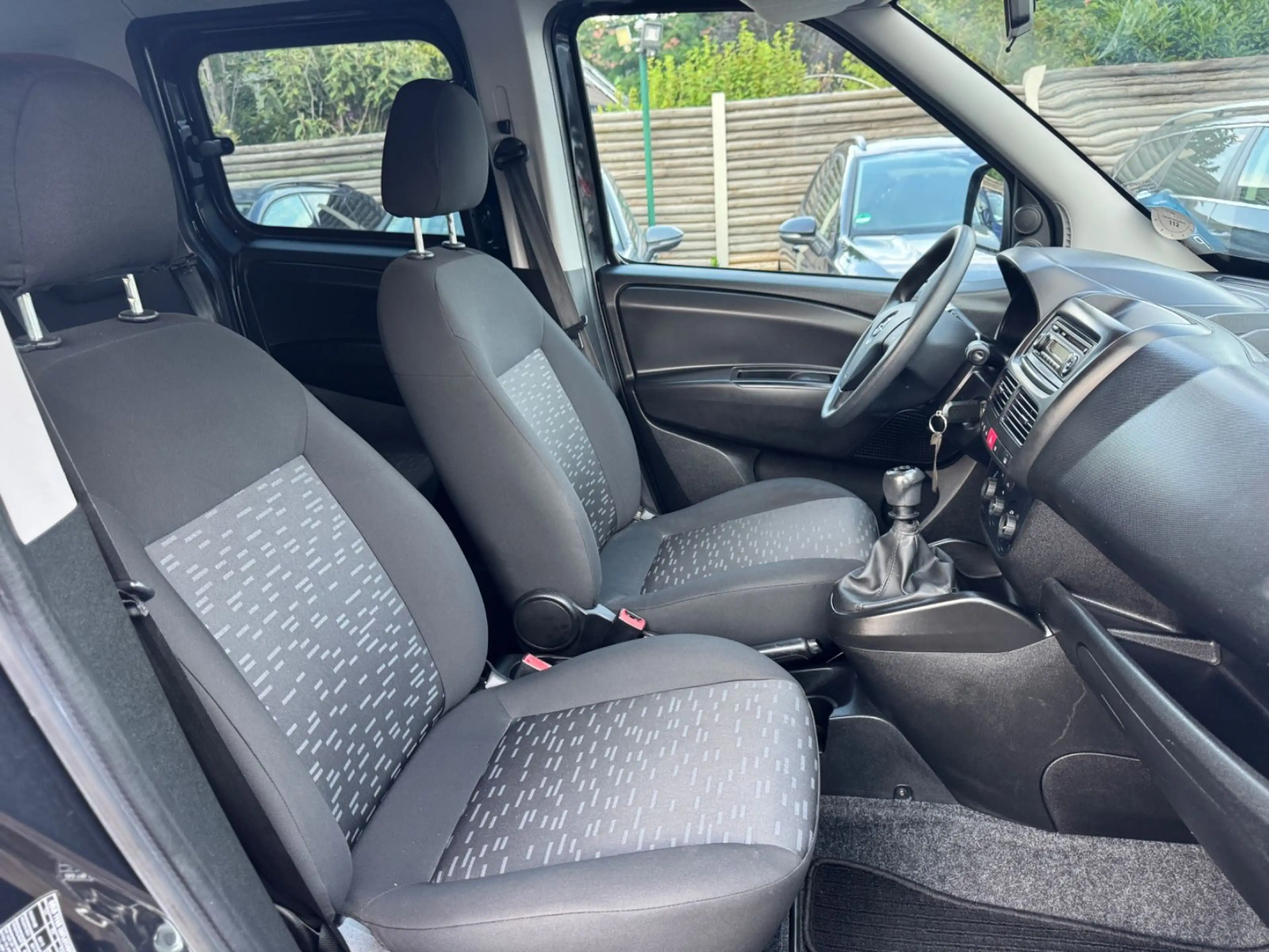 Opel Combo D Selection — photo 14