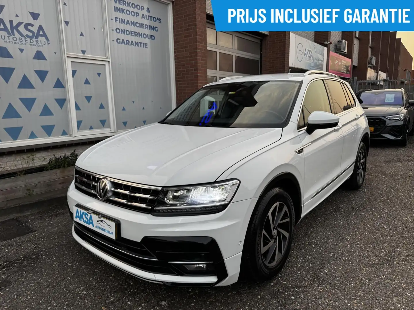 Volkswagen Tiguan 1.5 TSI ACT Highline 150 PK R-Line DSG Blindspot L Blanc - 1