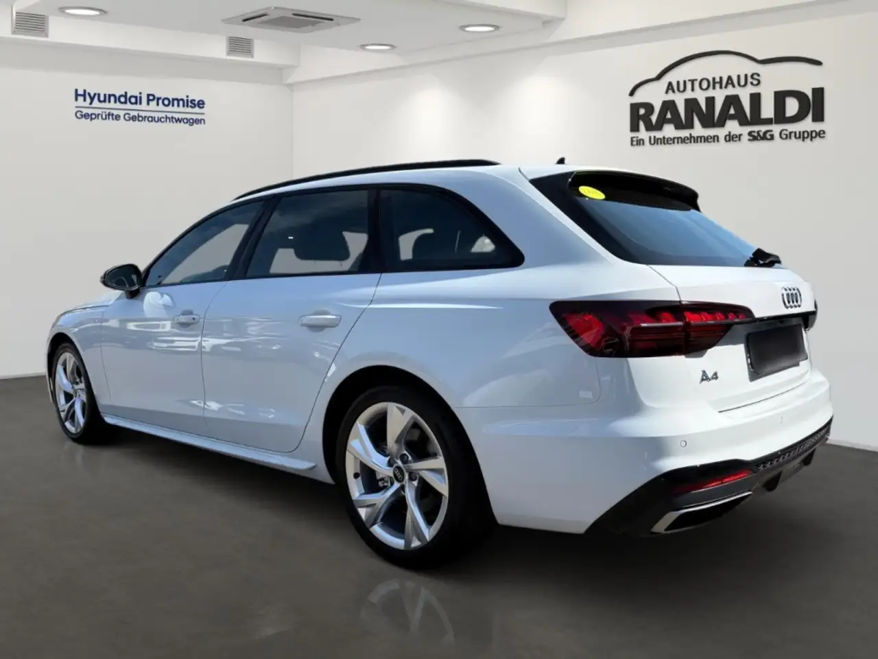Audi A4 Avant 40 TDI S line+PANO!++GARANTIE!+WIE NEU! 4