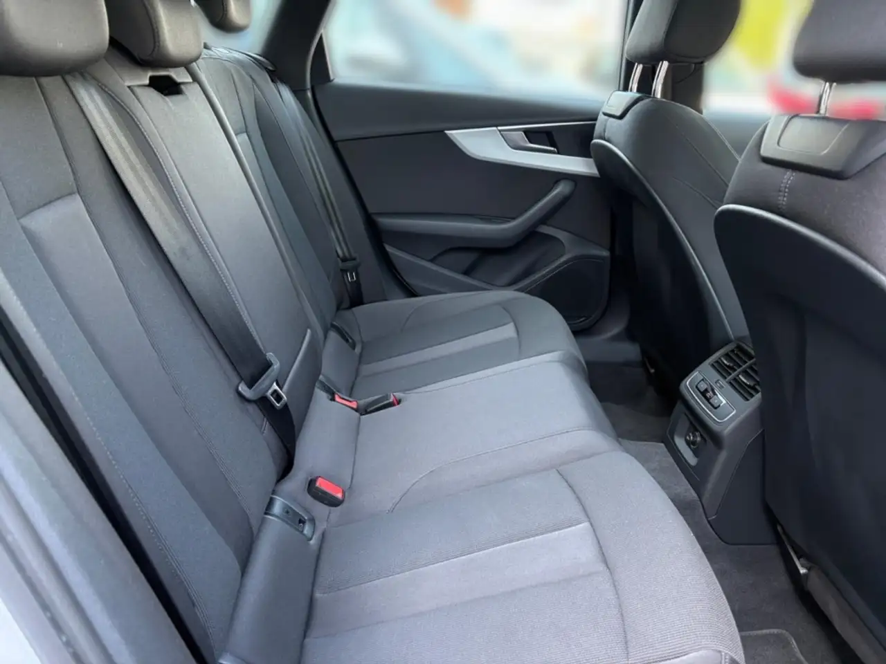 Audi A4 Avant 40 TDI S line+PANO!++GARANTIE!+WIE NEU! 13