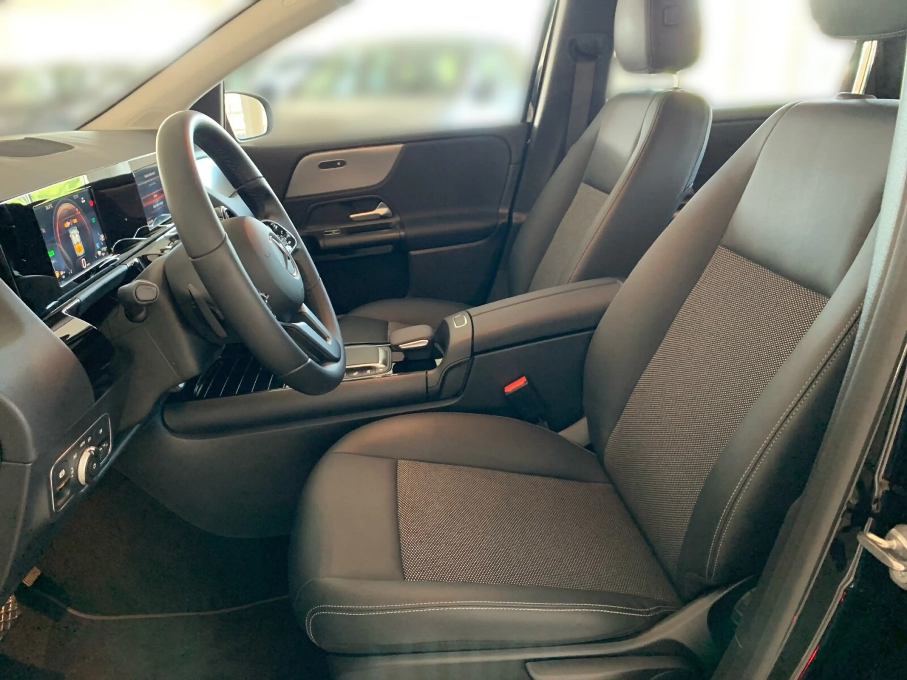 Mercedes-Benz B 250 B 250 e *NAVI*TEMPOMAT*SHZ*CARPLAY* Select Navi — photo 7