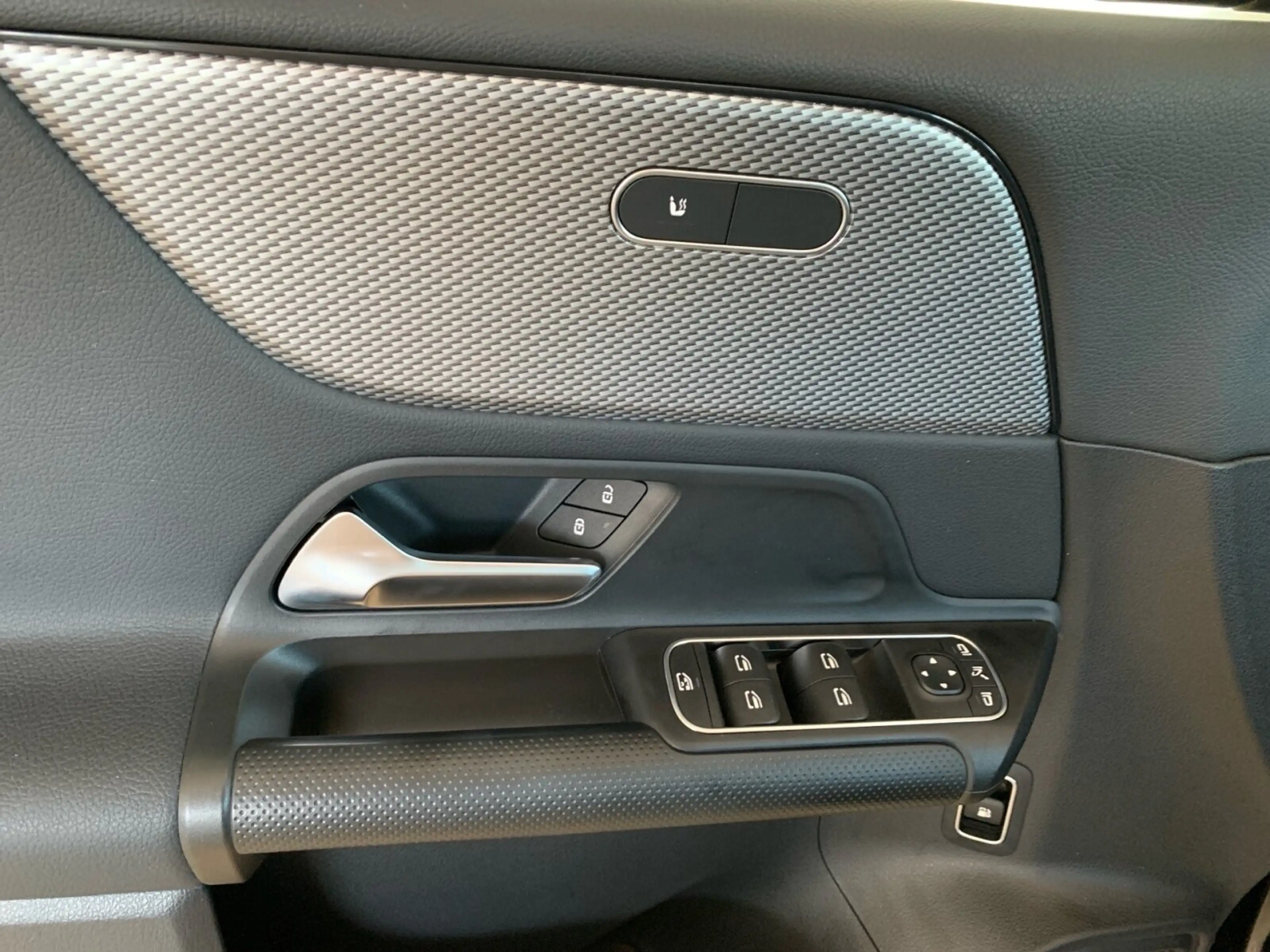 Mercedes-Benz B 250 B 250 e *NAVI*TEMPOMAT*SHZ*CARPLAY* Select Navi — photo 13