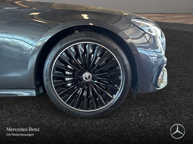 Mercedes-Benz E 220 d AMG WideScreen 360° Pano Distr. Night PTS — photo 6