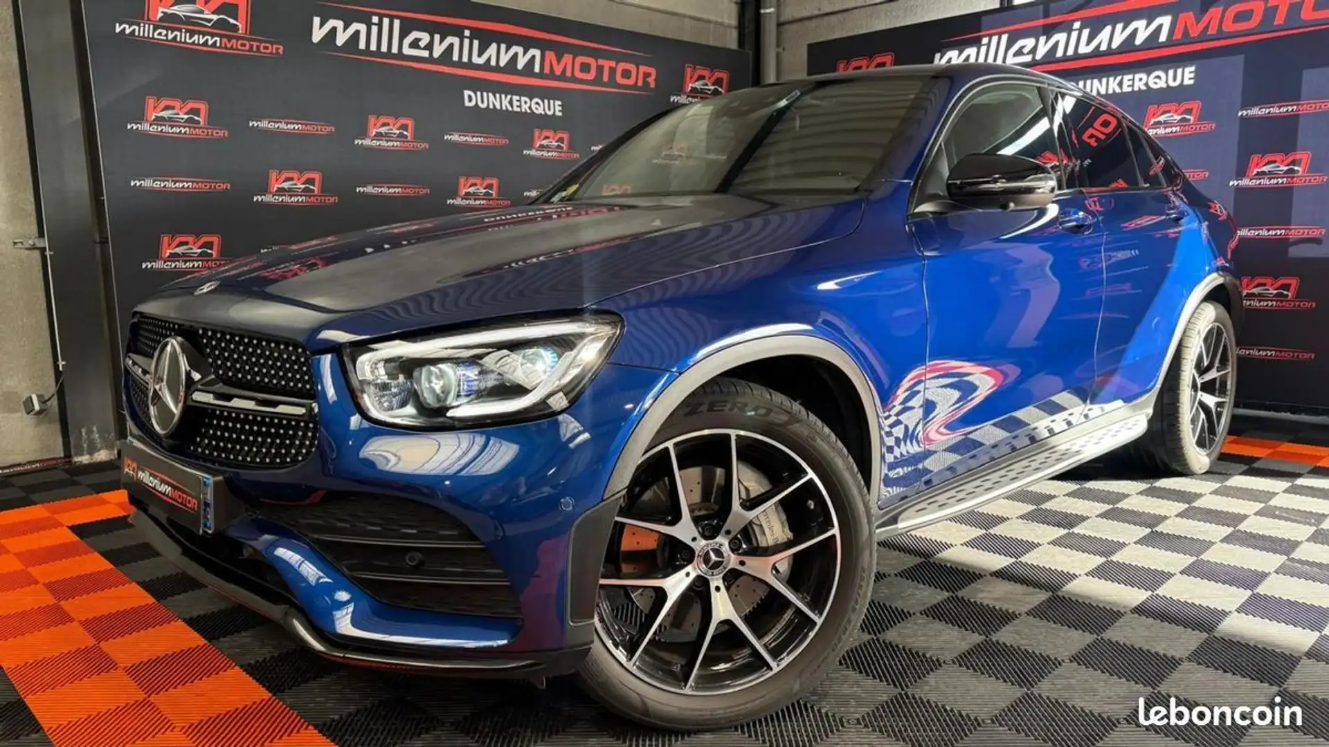 Mercedes-Benz GLC 300 MERCEDES CLASSE 4matic 300d 245 cv amg line 9g tronic garantie 6 mois Blau - 1