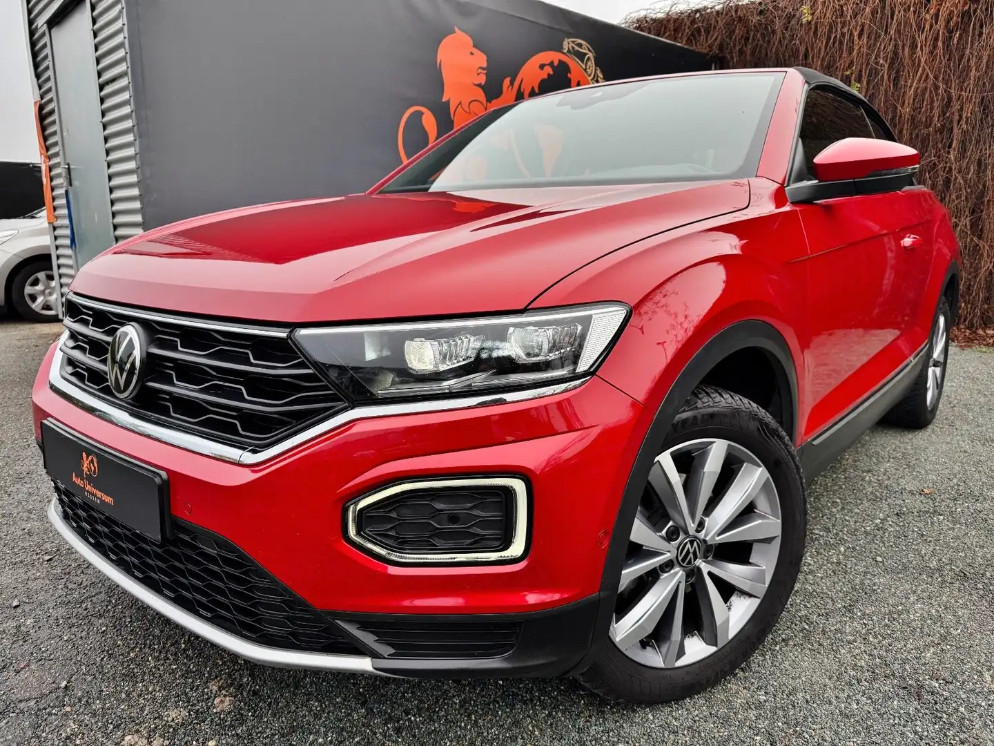 Volkswagen T-Roc #1.HAND#TÜV#SERVICE#CABRIO#AHK#NAVI#TOP! Rot - 2
