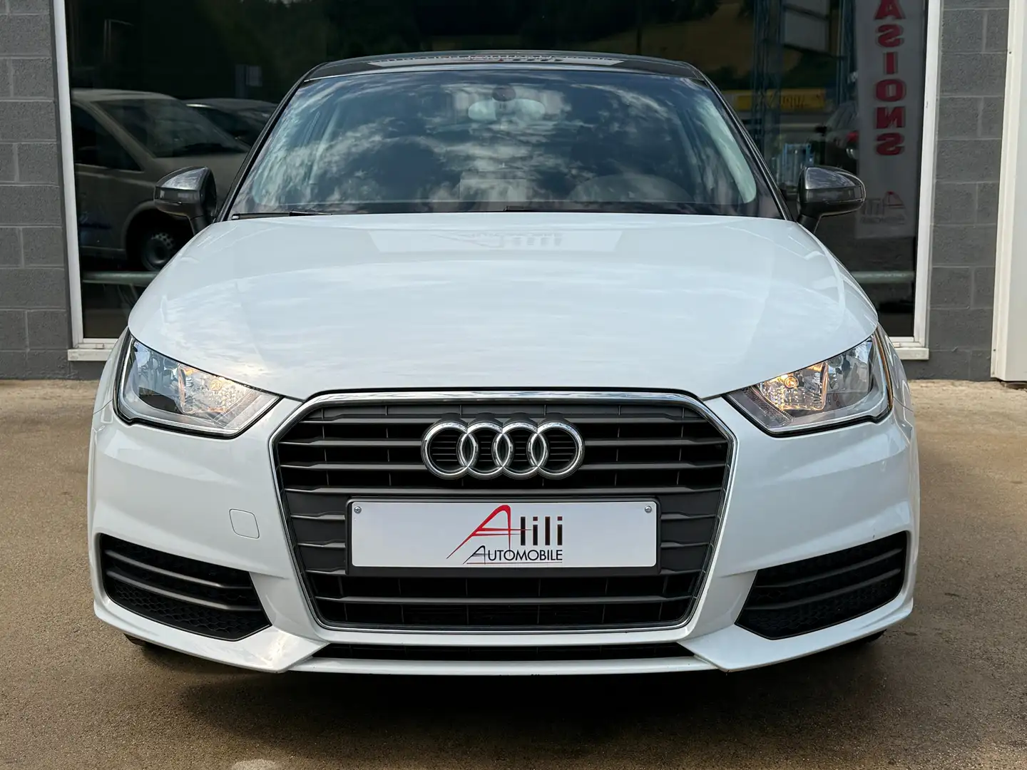 Audi A1 1.0 TFSI*Ultra-Design*Gps*Euro6b*Garantie*Airco* Weiß - 2
