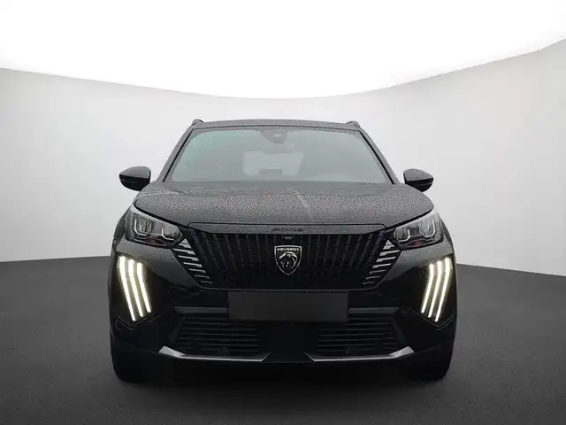 Peugeot 2008 view 2