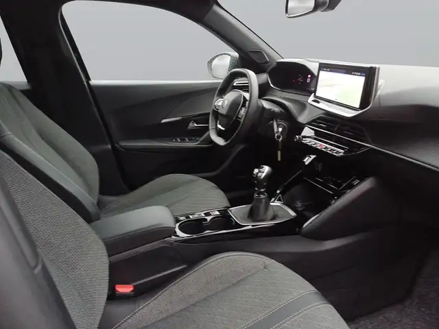 Peugeot 2008 view 11