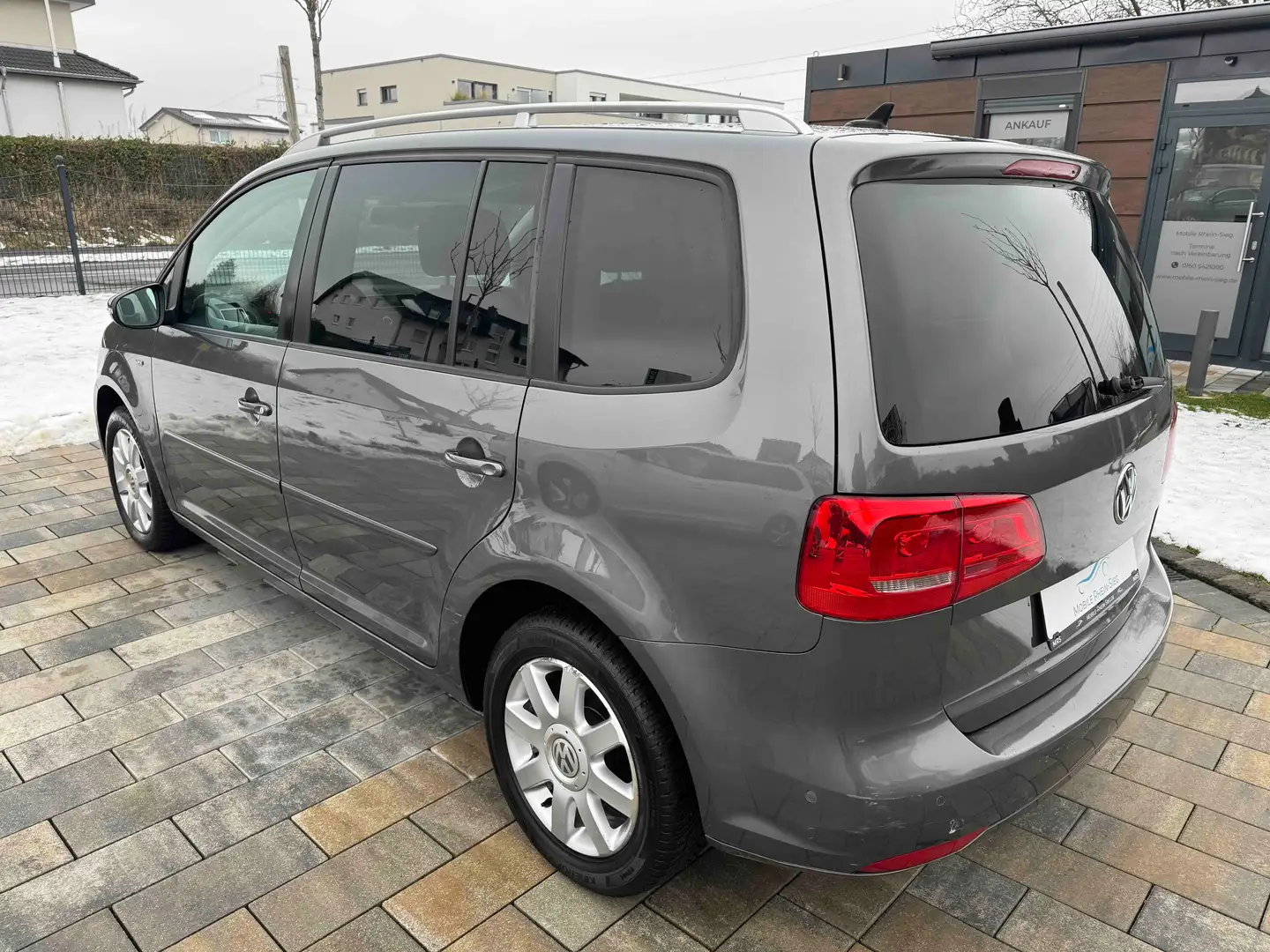Volkswagen Touran Life 1.2 TSI *Navi*PDC*SHZ*Tempomat*NUR-GEWERBE* Grau - 2