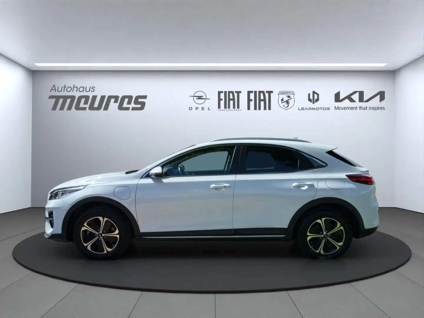Kia XCeed PHEV Vision 1.6 Plug-in Hybrid Navi Klimaautom Key Weiß - 2