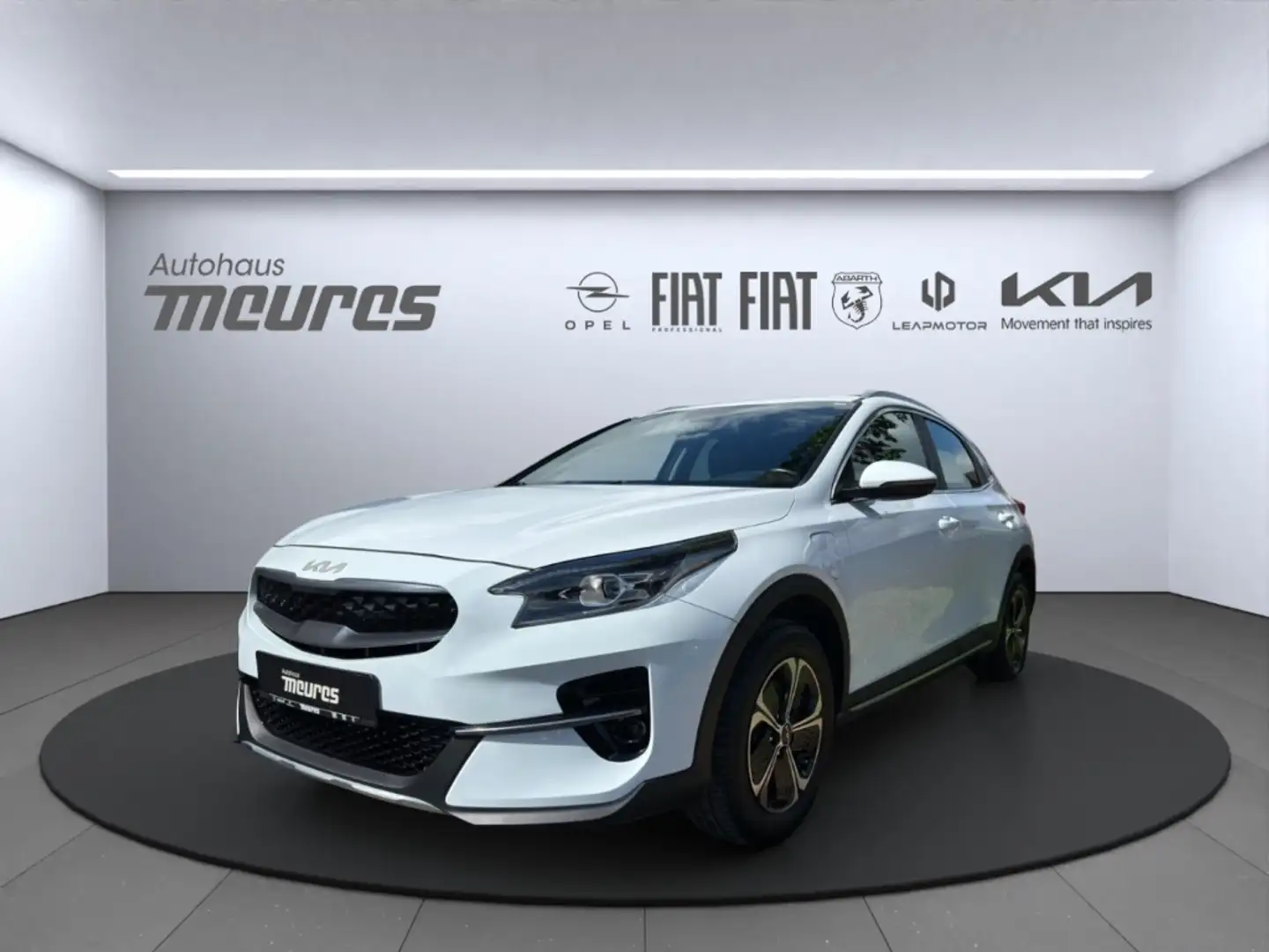 Kia XCeed PHEV Vision 1.6 Plug-in Hybrid Navi Klimaautom Key Fehér - 1