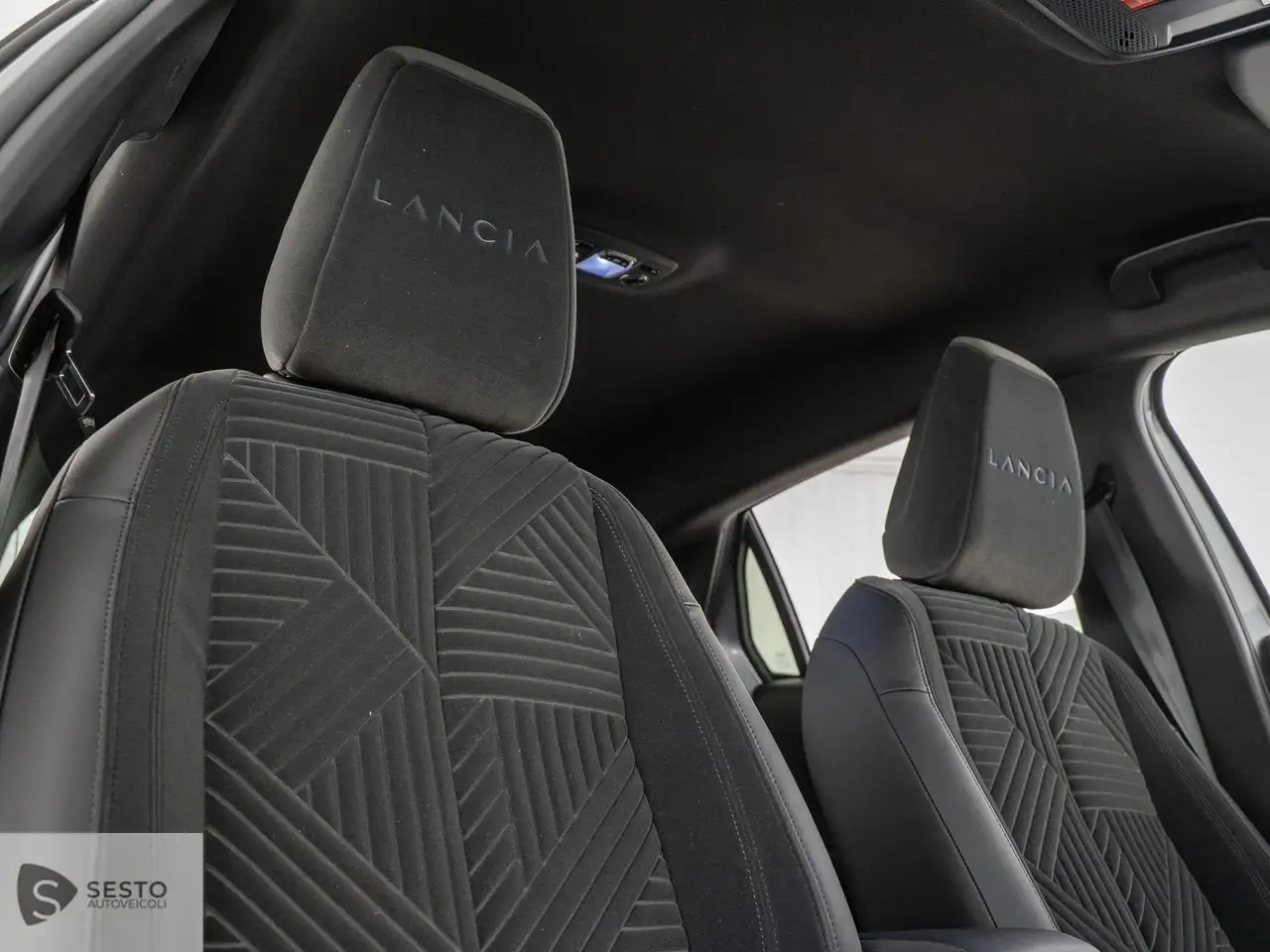 Lancia Ypsilon 2026 — фото 12