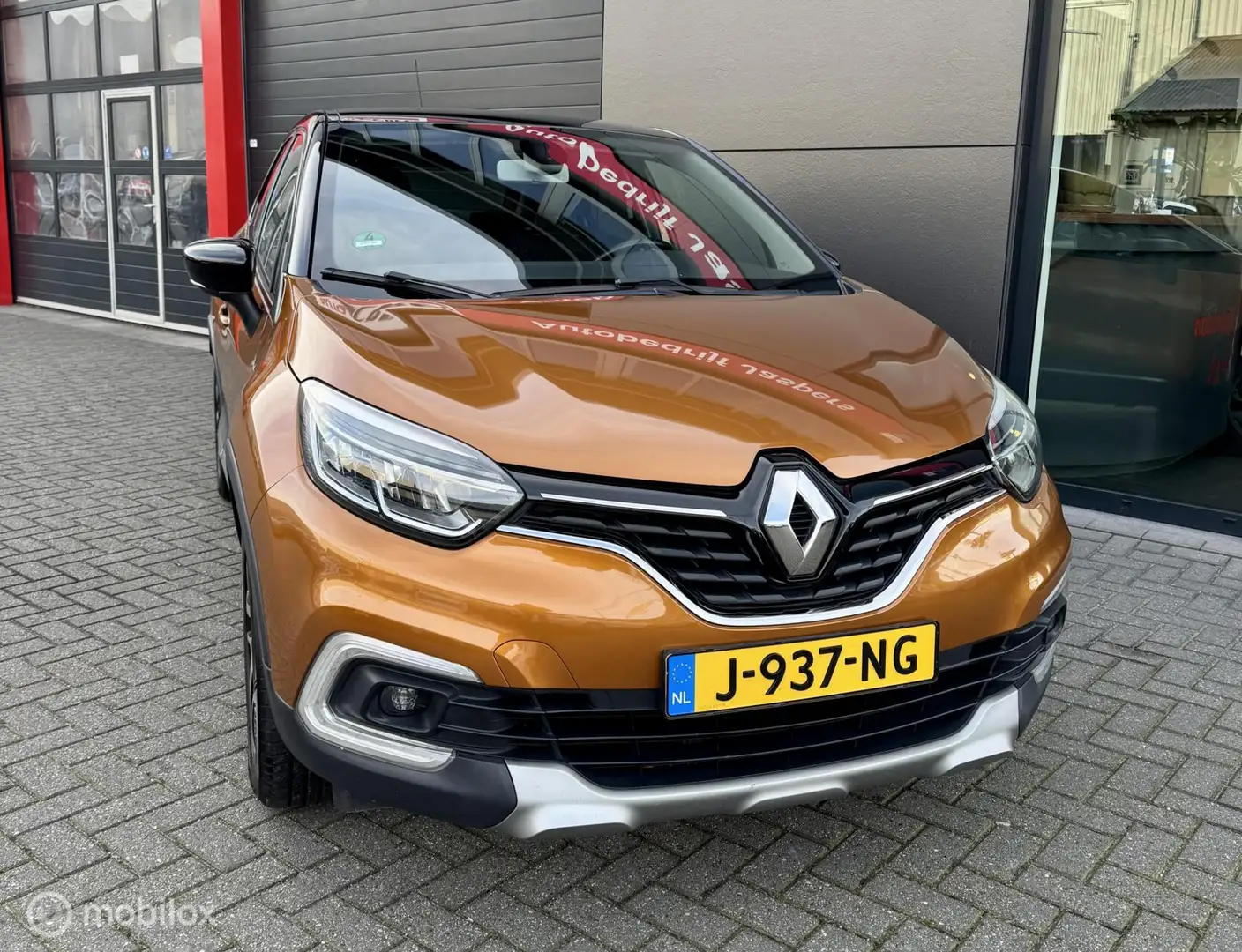 Renault Captur 0.9 TCe Intens Orange - 2