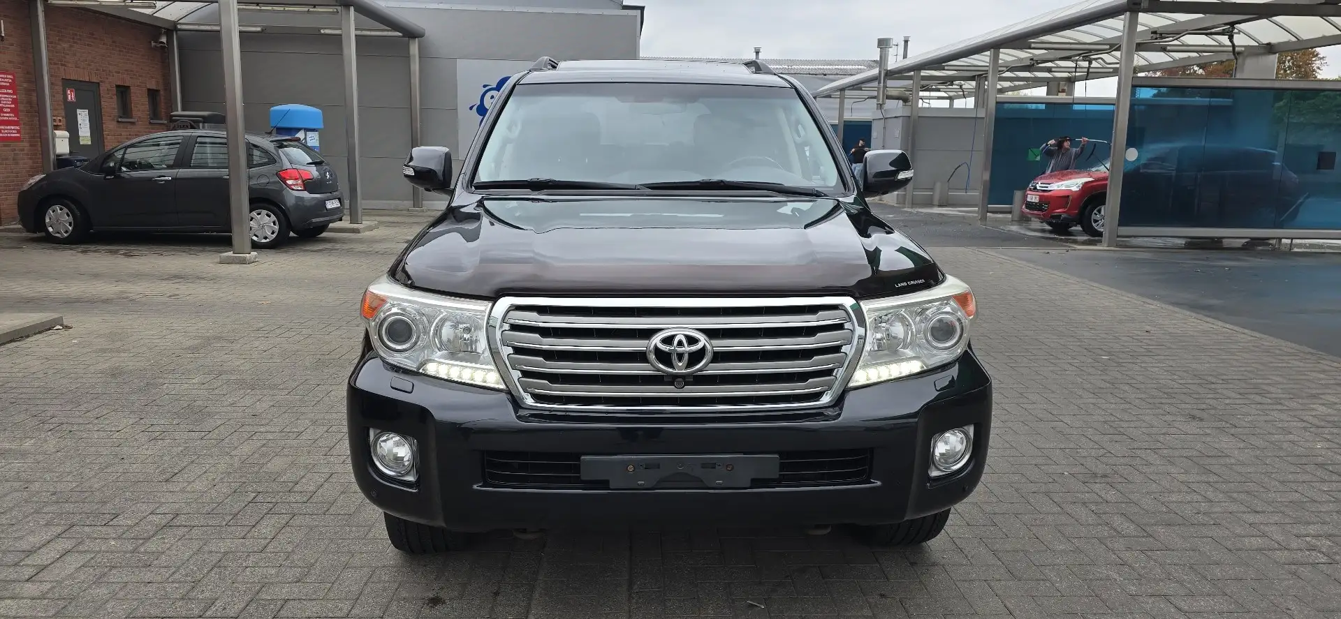 Toyota Land Cruiser Land Cruiser V8 D-4D Automatik Executive Zwart - 2
