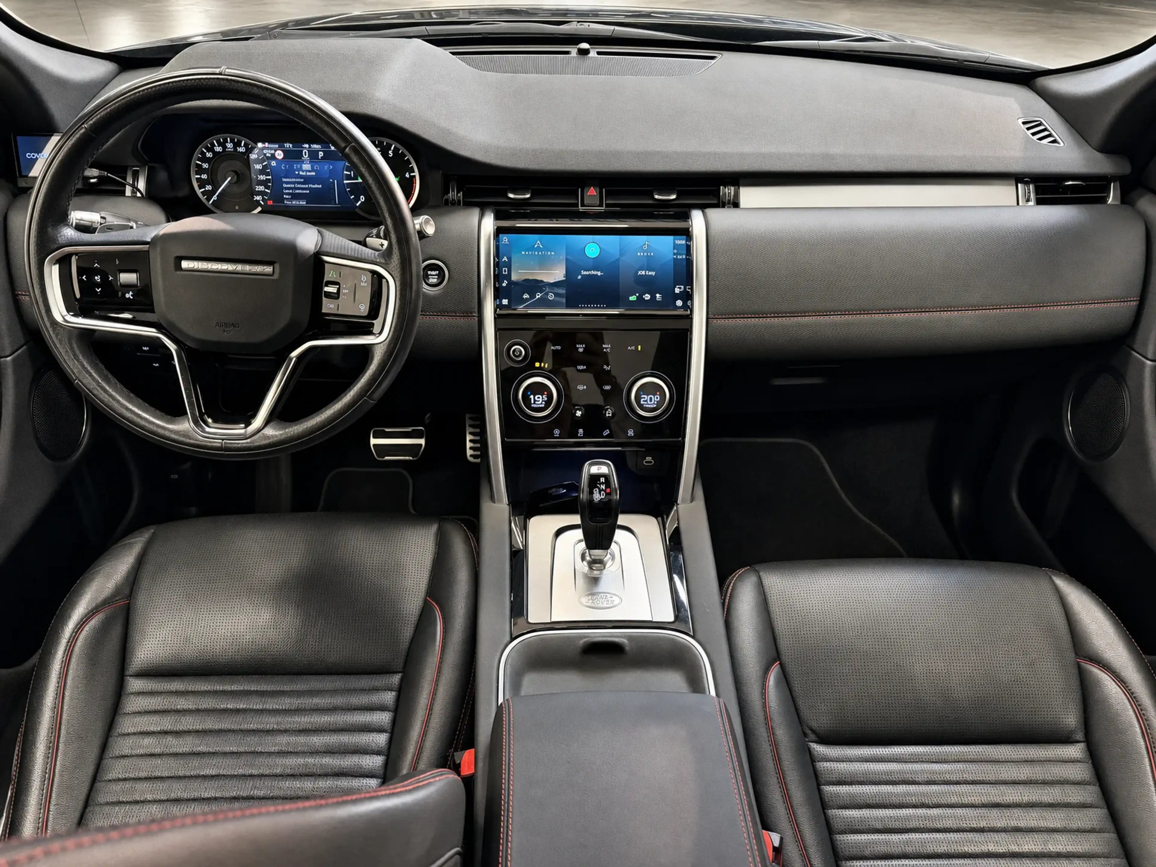 Land Rover Discovery Sport 2.0 — photo 11