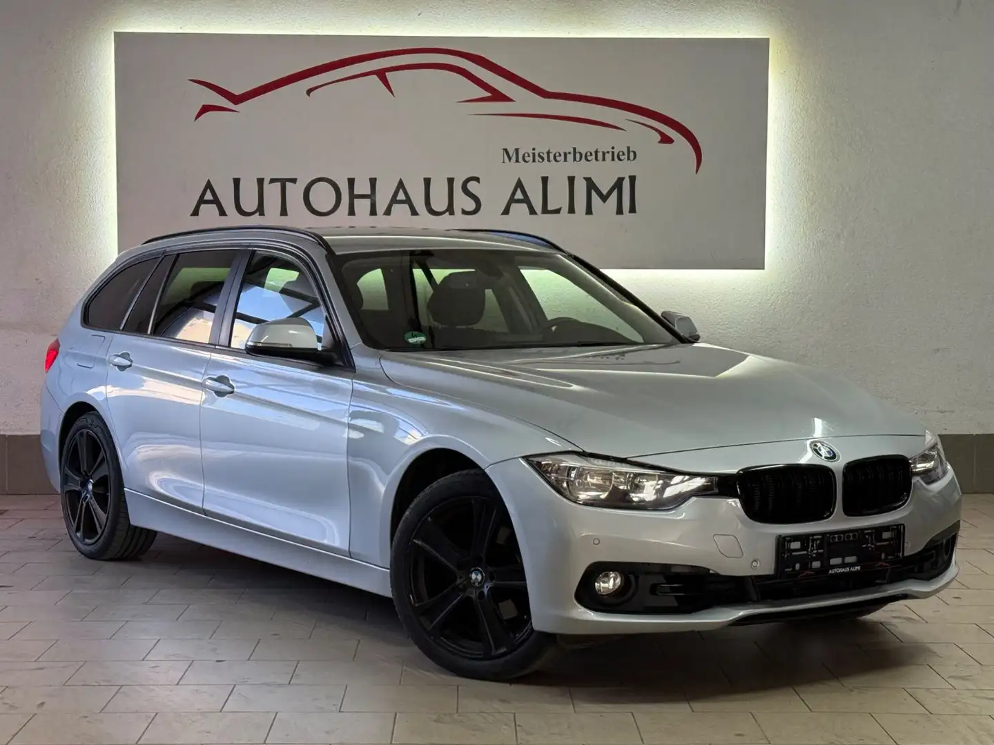 BMW 318 Touring 318 d elek.heckklappe/ Navi Argent - 1