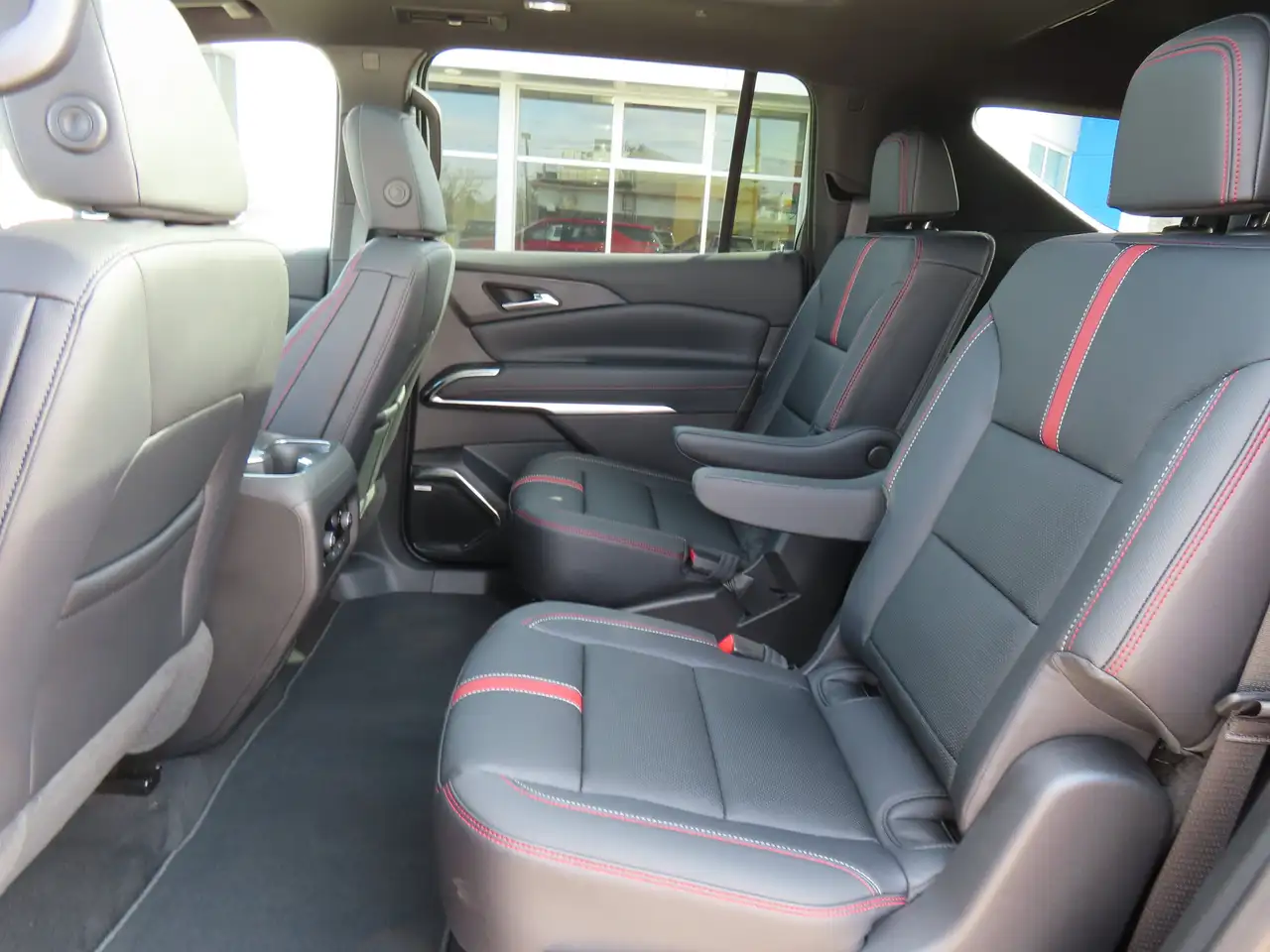 Chevrolet Traverse снимка Chevrolet Traverse