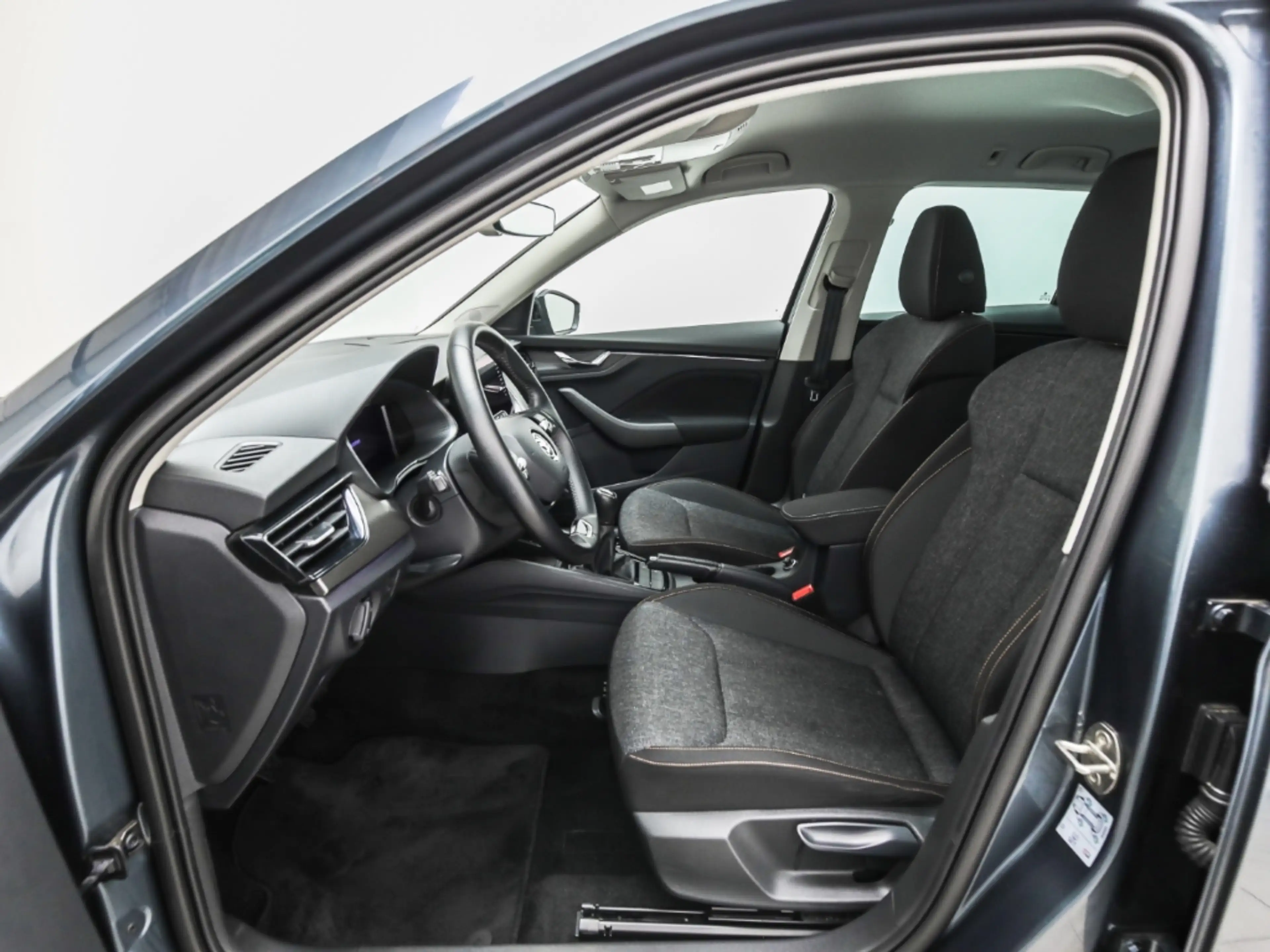 Skoda Kamiq 1.0 TSI Clever AHK Navi Kamera — photo 6