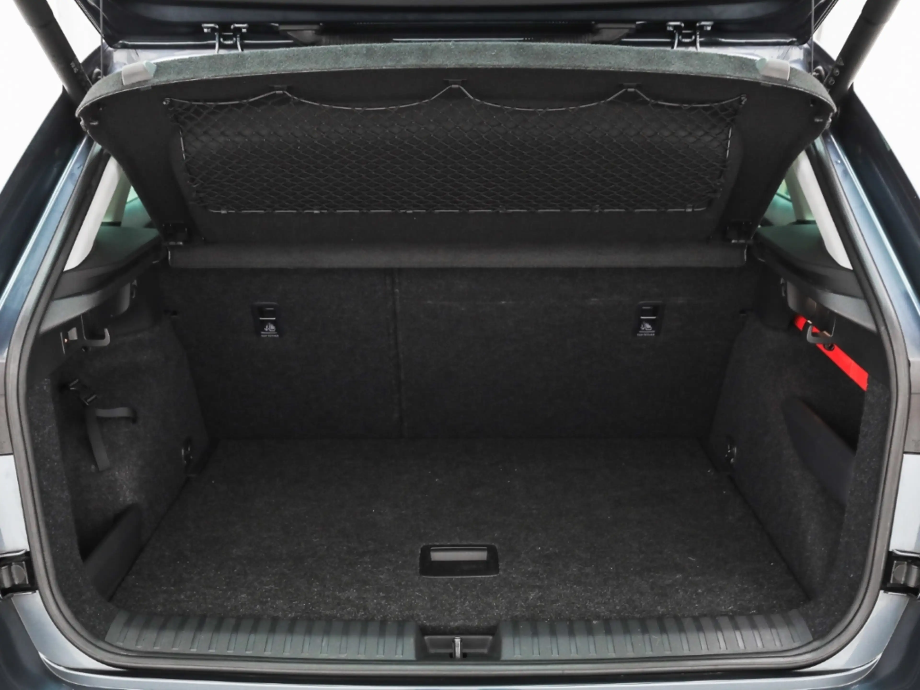 Skoda Kamiq 1.0 TSI Clever AHK Navi Kamera — photo 15
