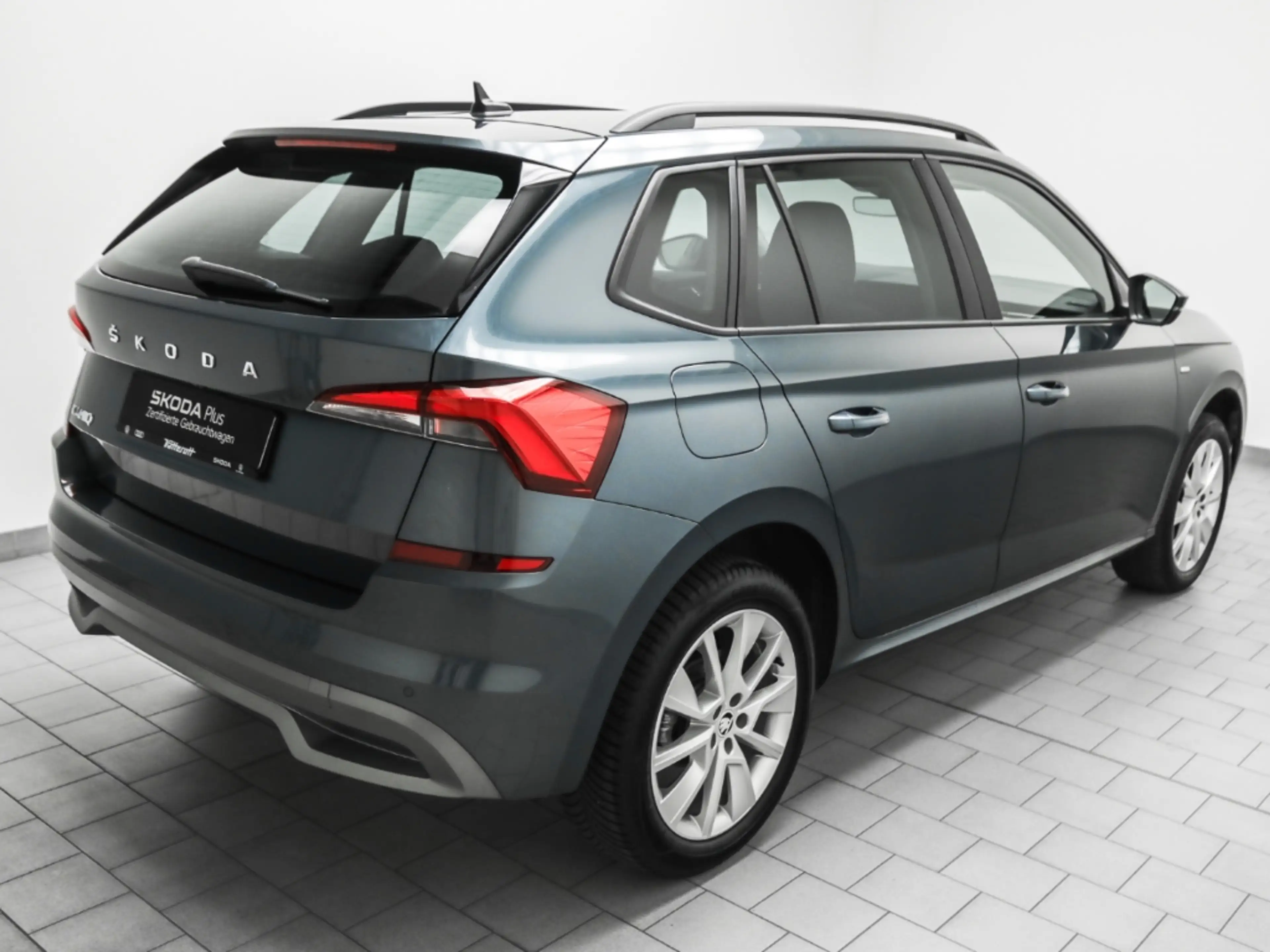 Skoda Kamiq 1.0 TSI Clever AHK Navi Kamera — photo 5