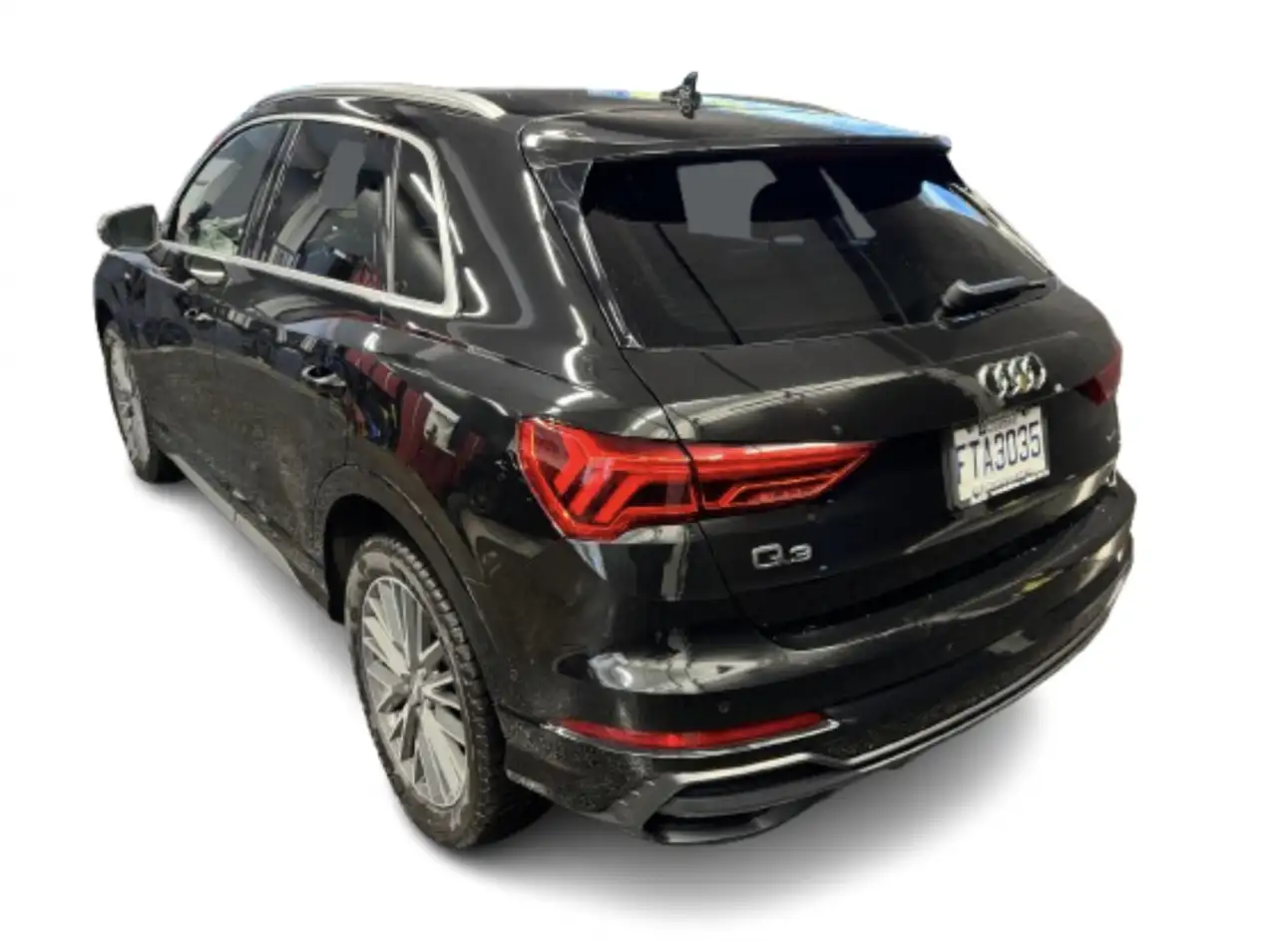 Audi Q3 снимка Audi Q3