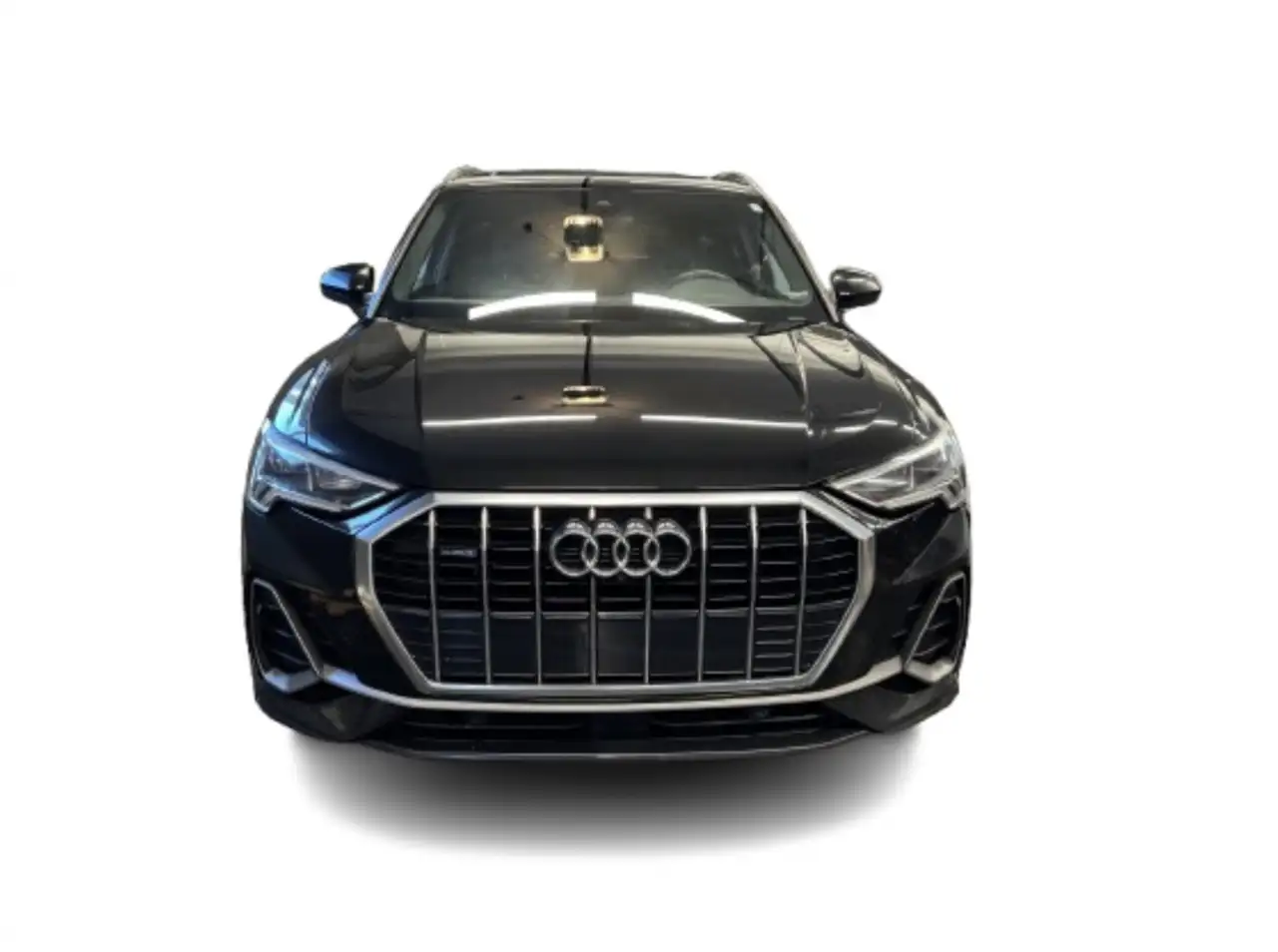 Audi Q3 снимка Audi Q3