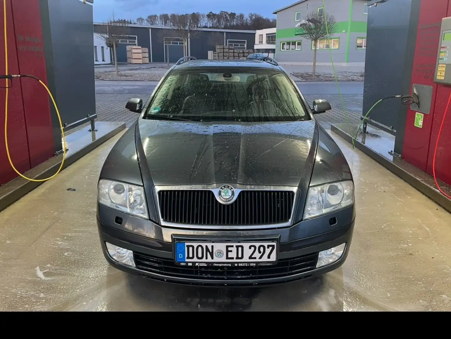 Skoda Octavia Grau - 1