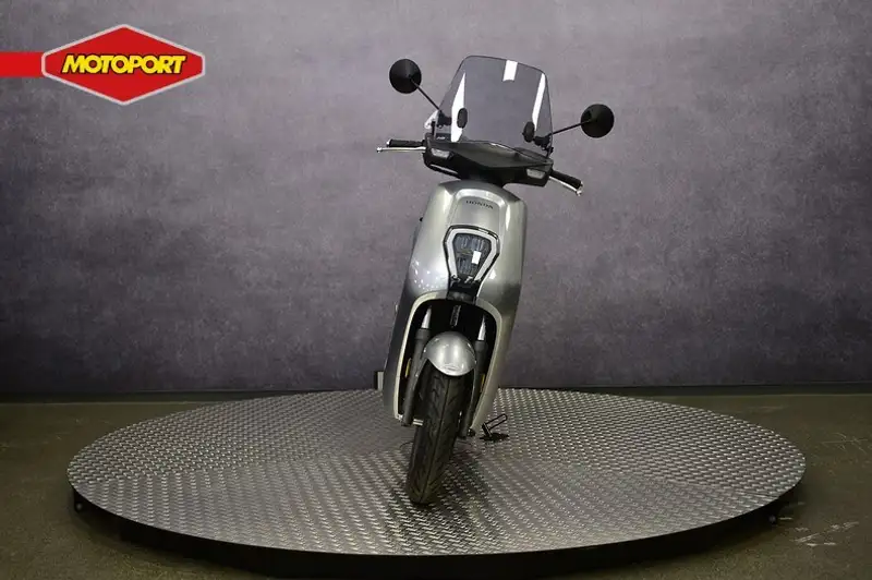 Honda EM1 e - foto 4