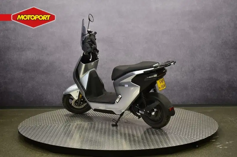 Honda EM1 e - foto 7